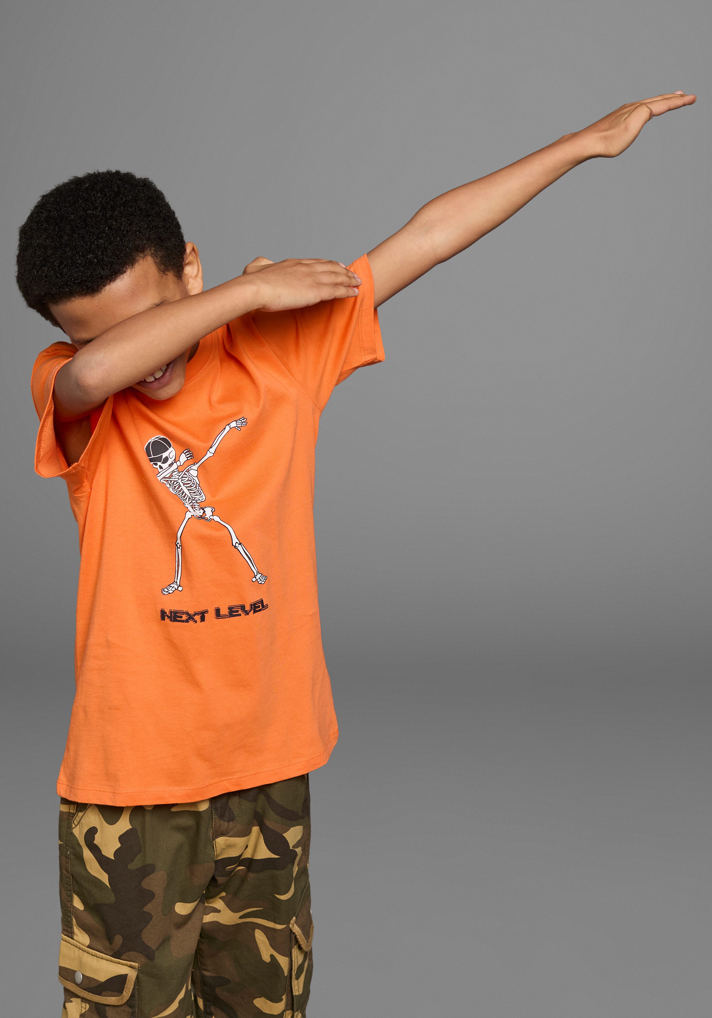 KIDSWORLD T-Shirt Mit coolem Druck: NEXT LEVEL Kurzarm, Basic-Schnitt, mit trendigen Statements und Sprüchen
