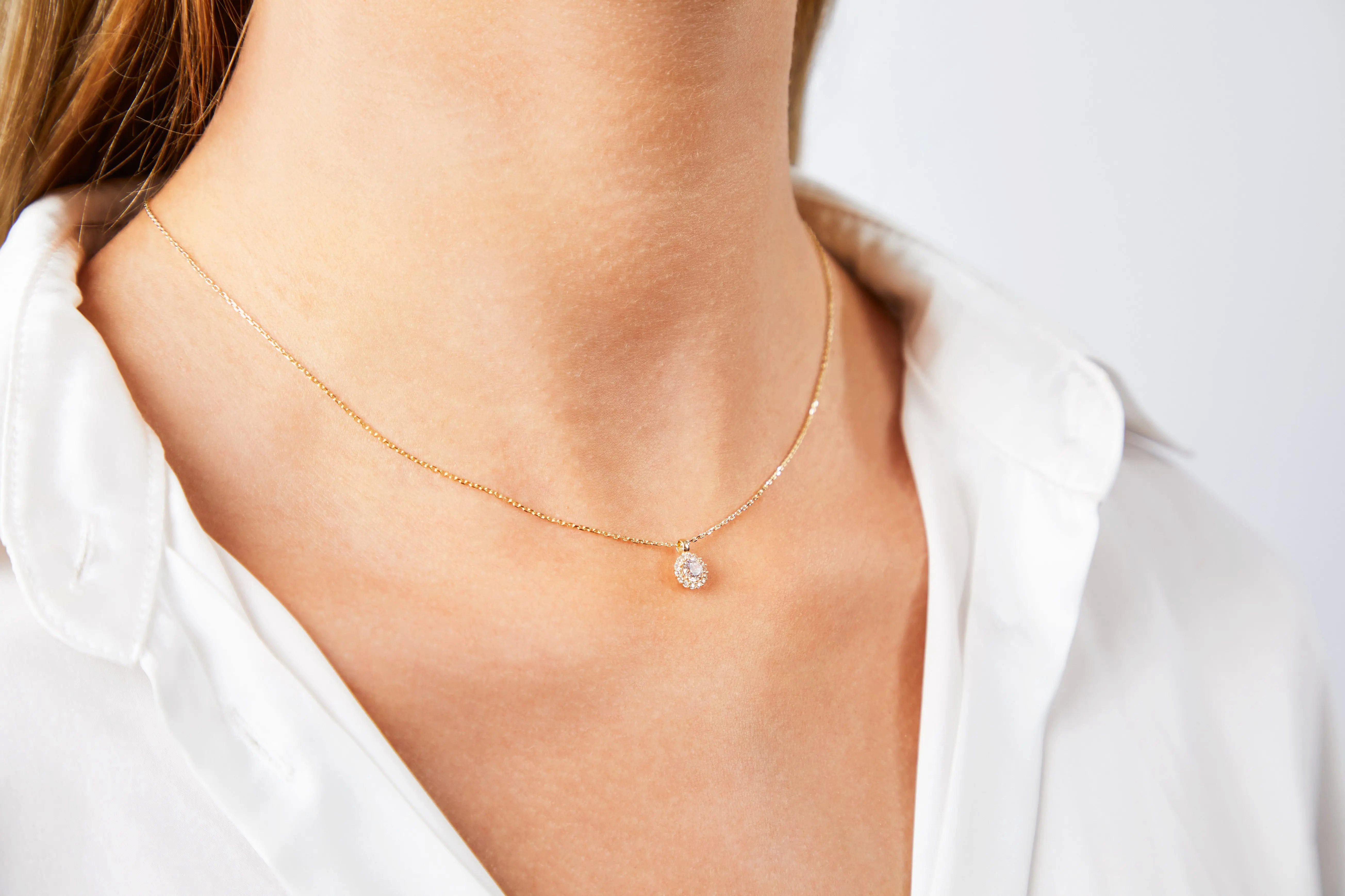 Suzan Gold Kette mit Anhänger 375er Gold Cocktailkette Damen – mit Zirkonia, glänzend & wasserfest, Gelbgold 375, Zirkonia-Steine, Länge: 42+3cm