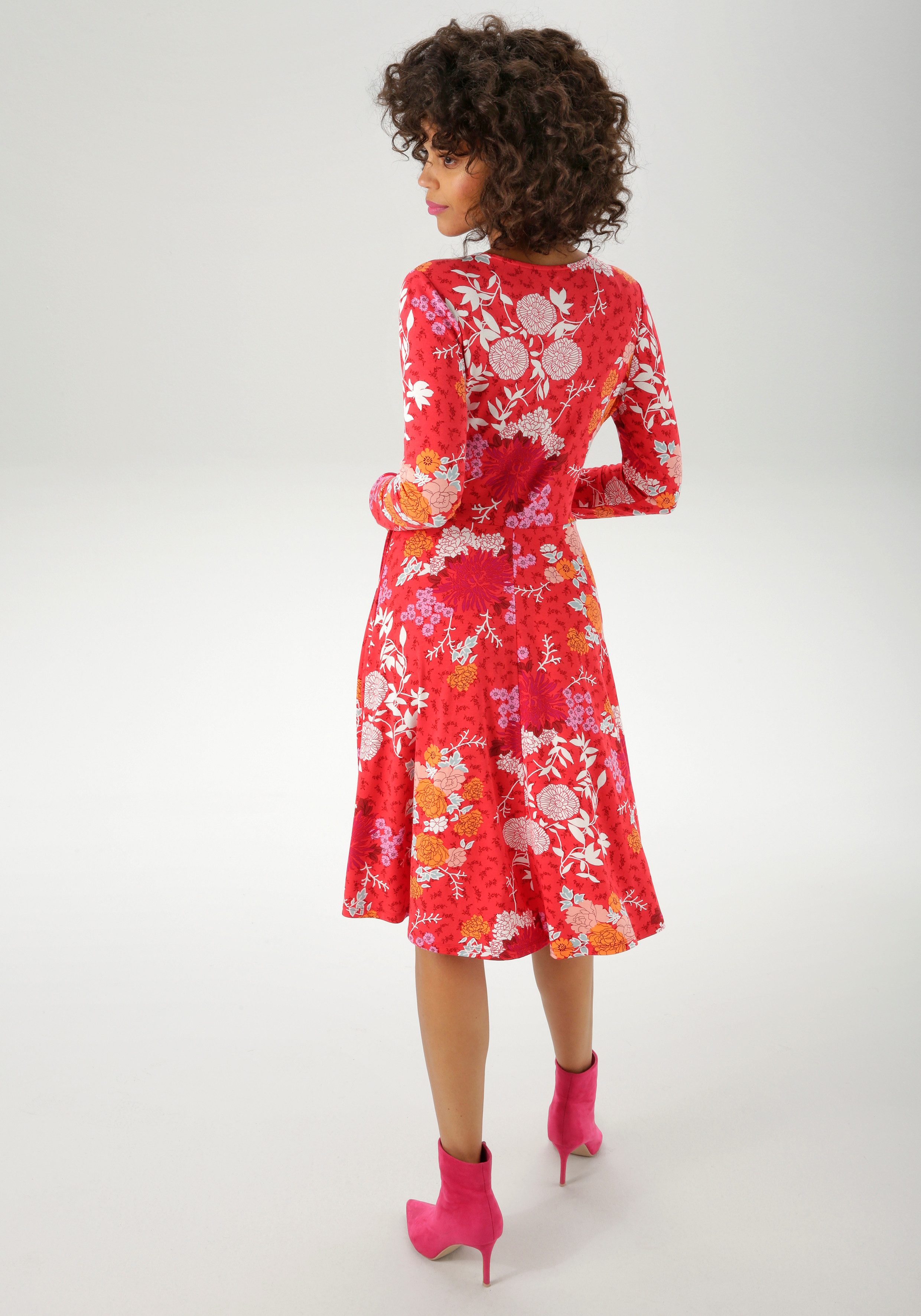 Aniston CASUAL Jerseykleid mit fantasievollem Blumendruck- günstig online kaufen