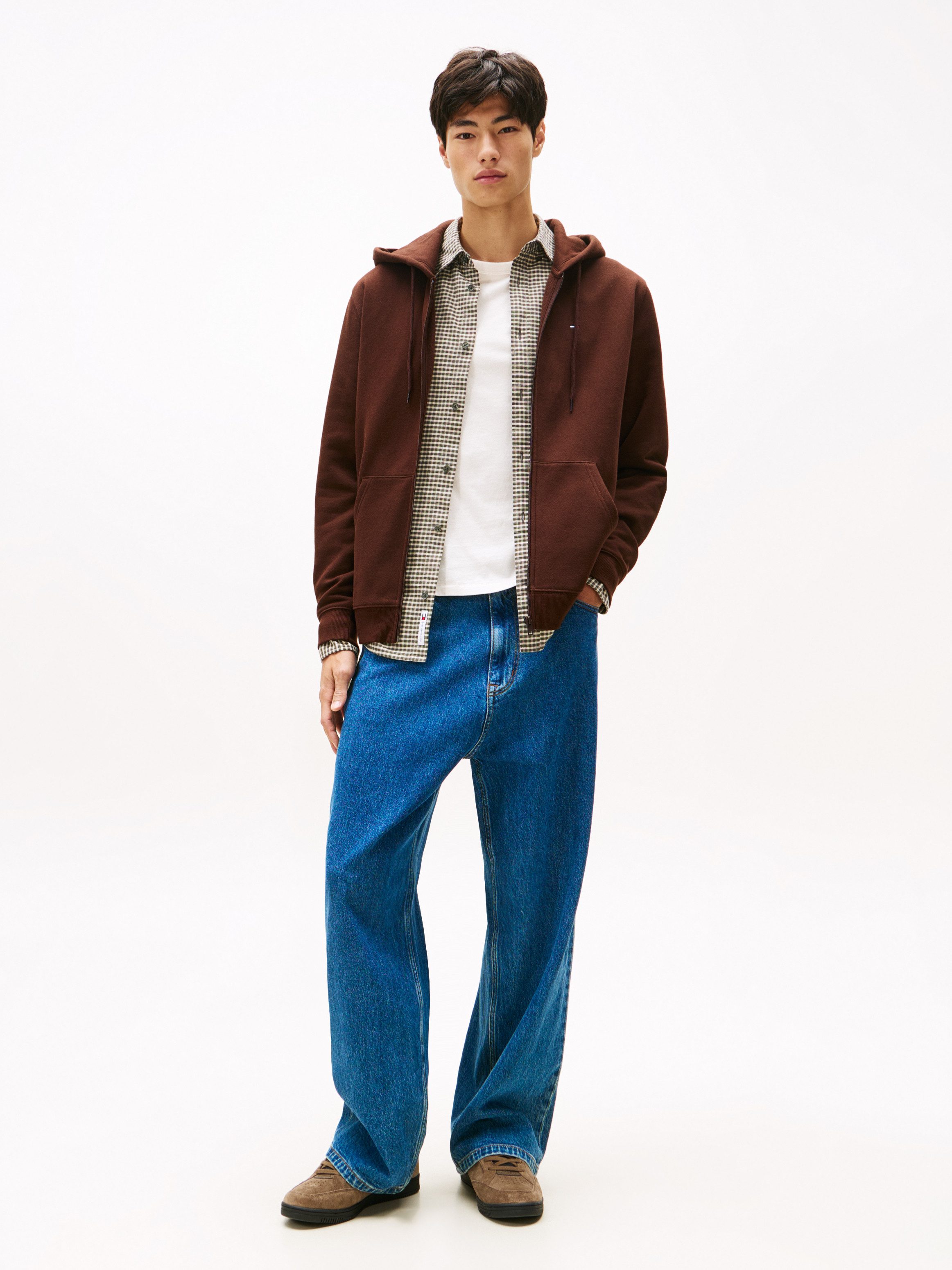 Tommy Jeans Sweatshirt TJM REG S FLAG ZIP FLEECE THRU mit bestickten Markenlogo auf Brusthöhe