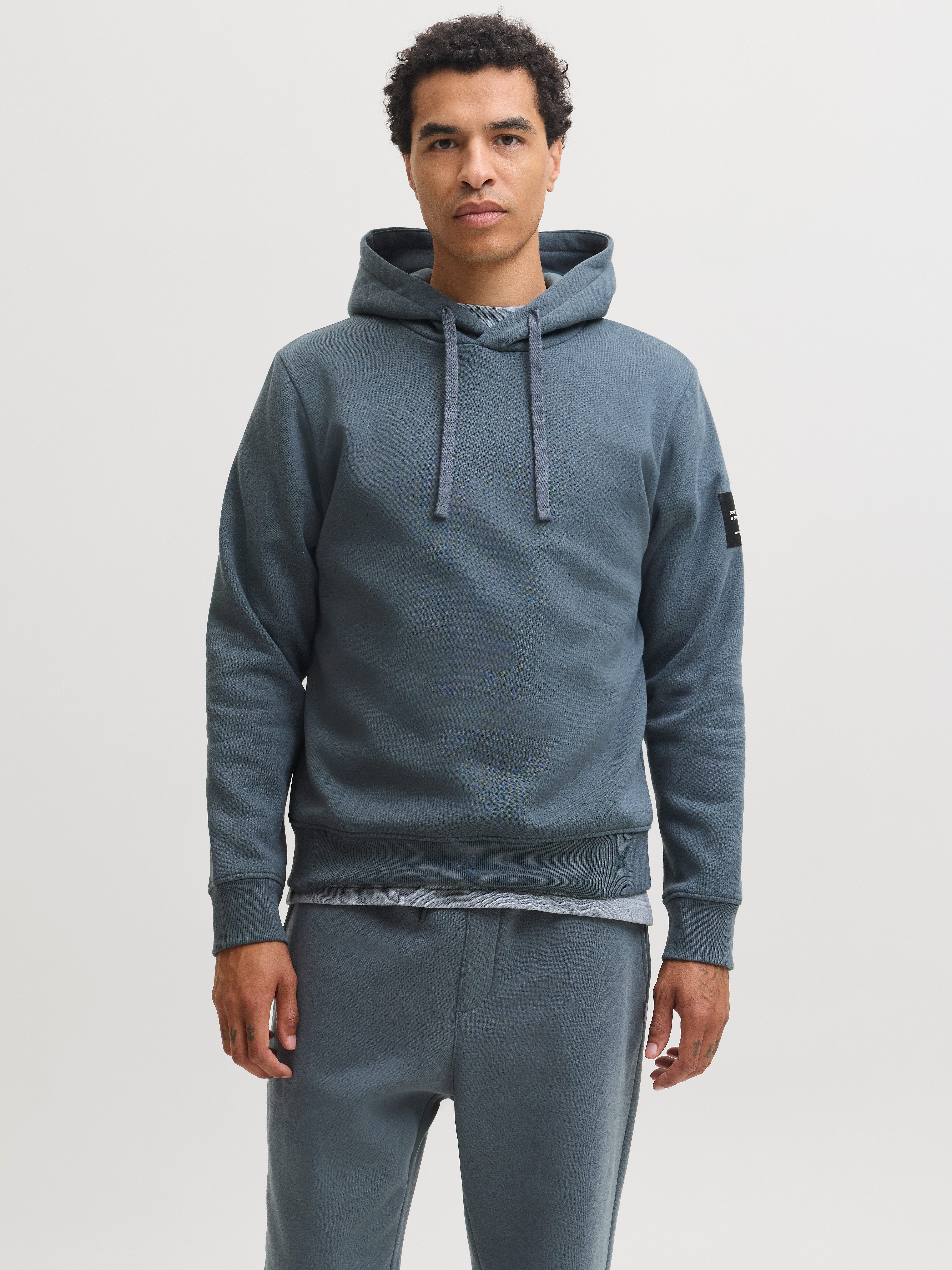 Jack & Jones Kapuzensweatshirt JJCLEVELAND SWEAT HOOD SN Materialmix, regular fit