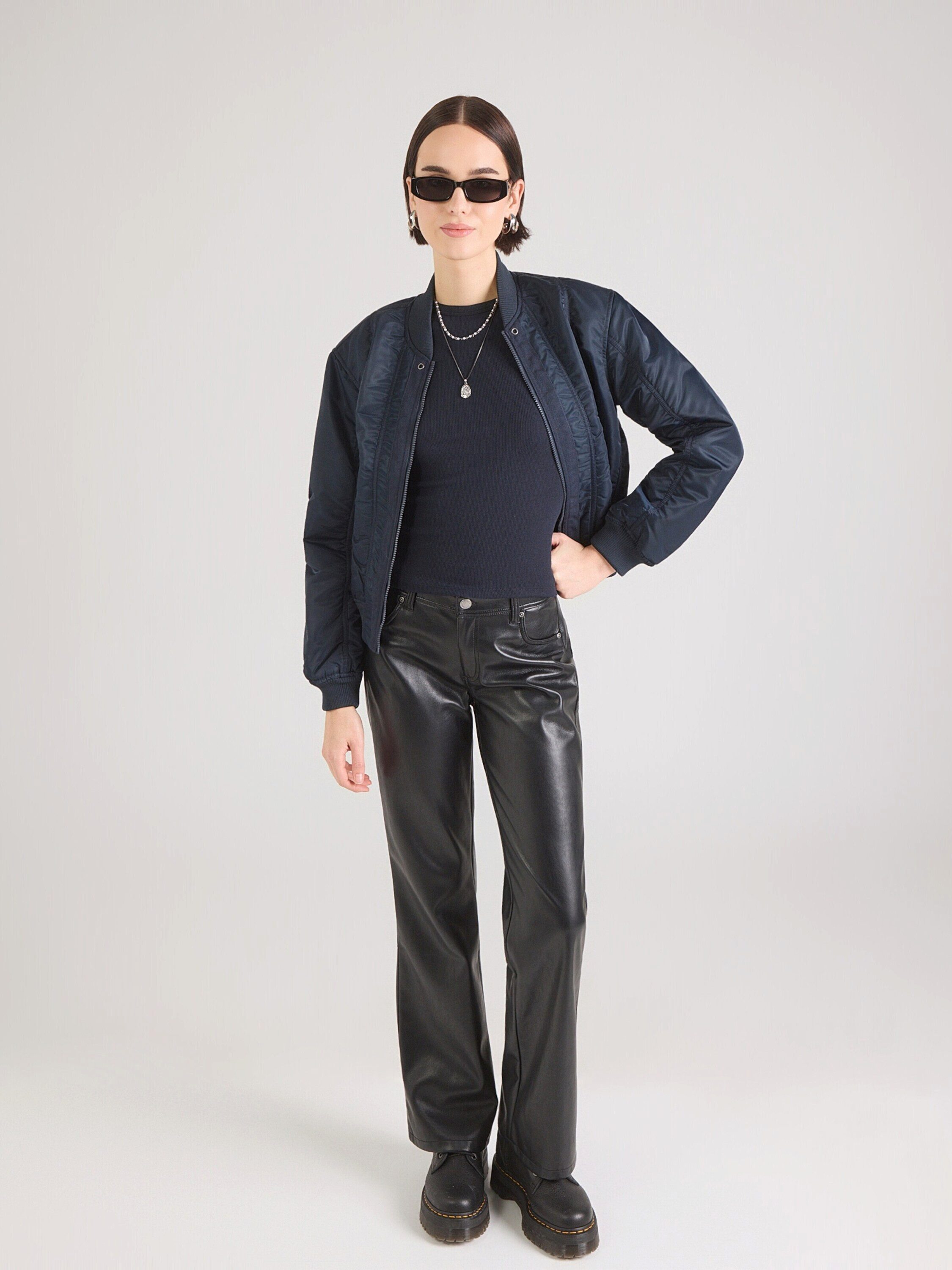 ONLY T-Shirt ONLJune (1-tlg) Plain/ohne Details – Bild 3 von 5