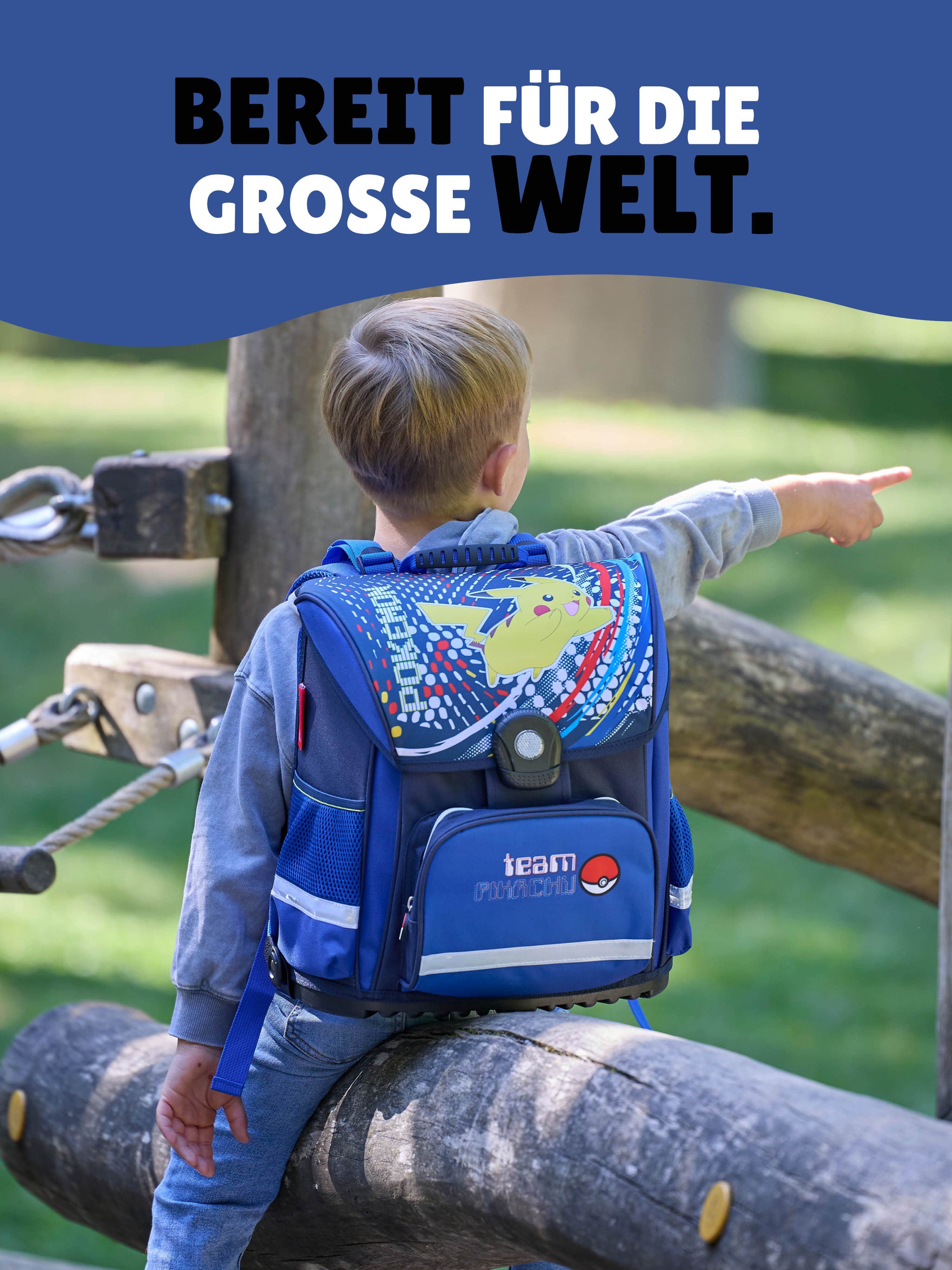 Familando Schulranzen Pokemon Blau mit Pikachu für 1. bis 4. Klasse, Ergonomisch & Leicht (Set, 9-tlg., mit Dose Flasche und Regenschutz), mit Dose, Falsche und großer Sporttasche