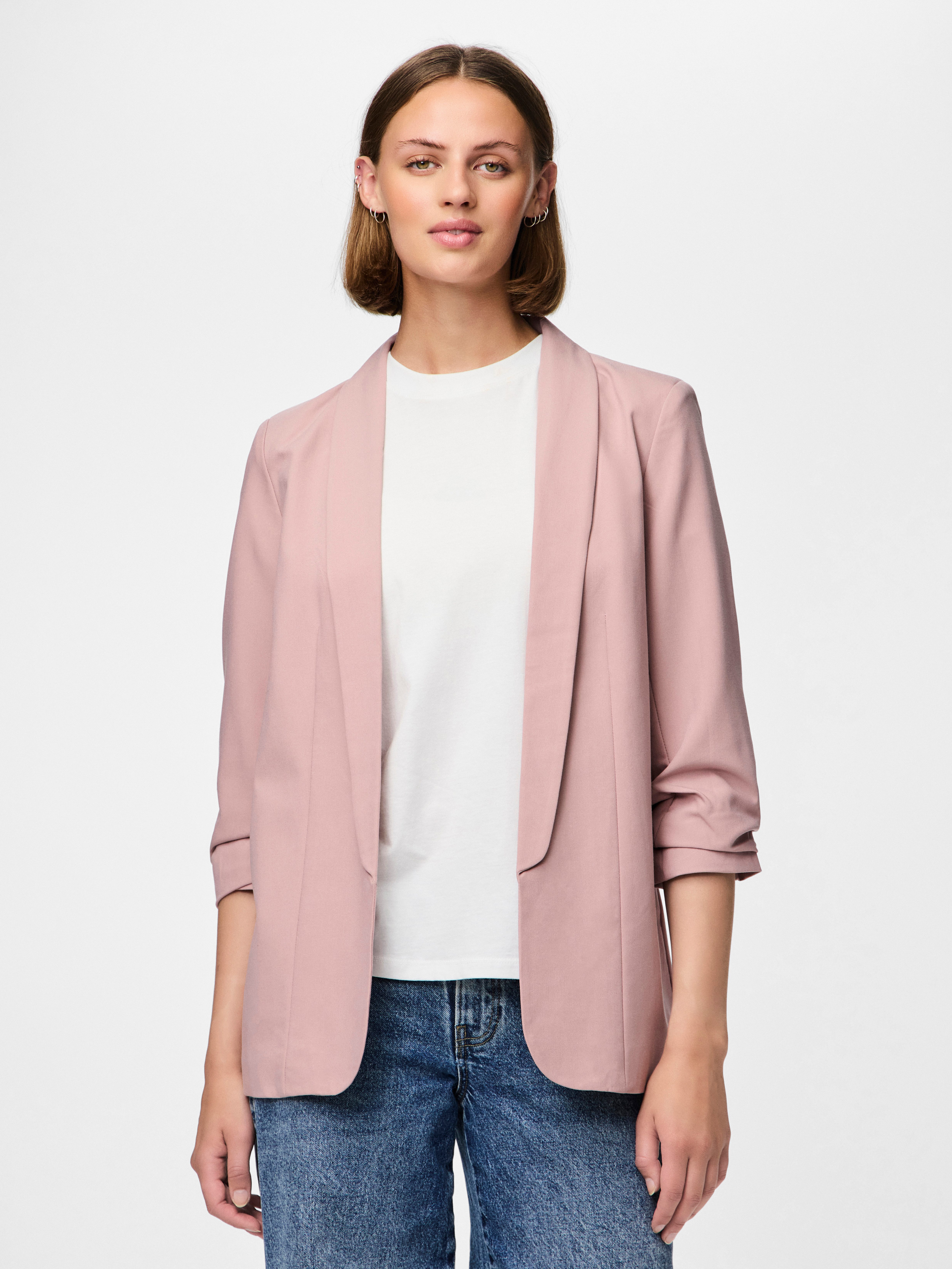 pieces Blusenblazer PCBOSELLA 3/4 BLAZER NOOS mit Faltendetail am Ärmel günstig online kaufen