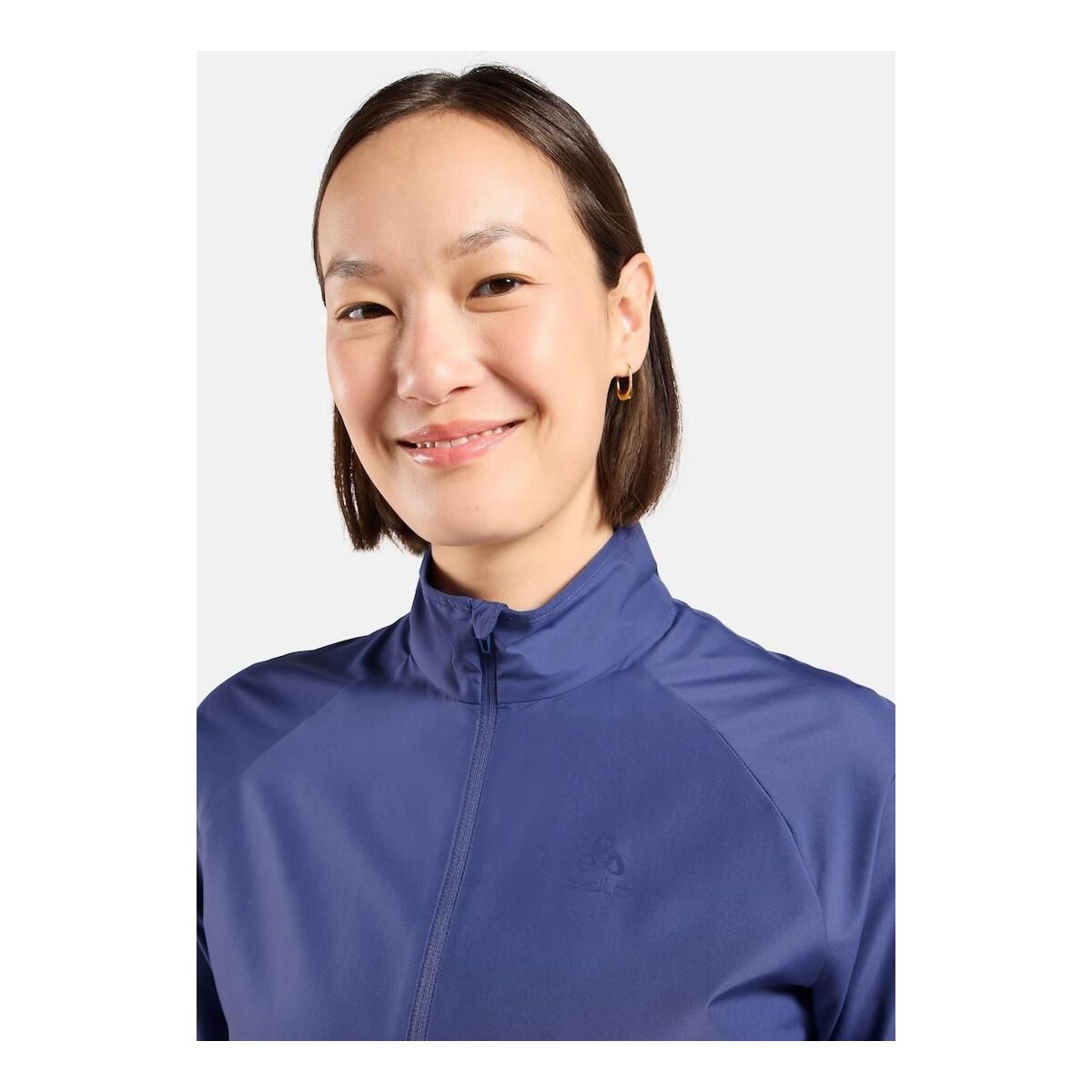 Odlo Fahrradjacke Essential Light Vielseitige Damenjacke mit winddichtem, wasserabweisendem Material