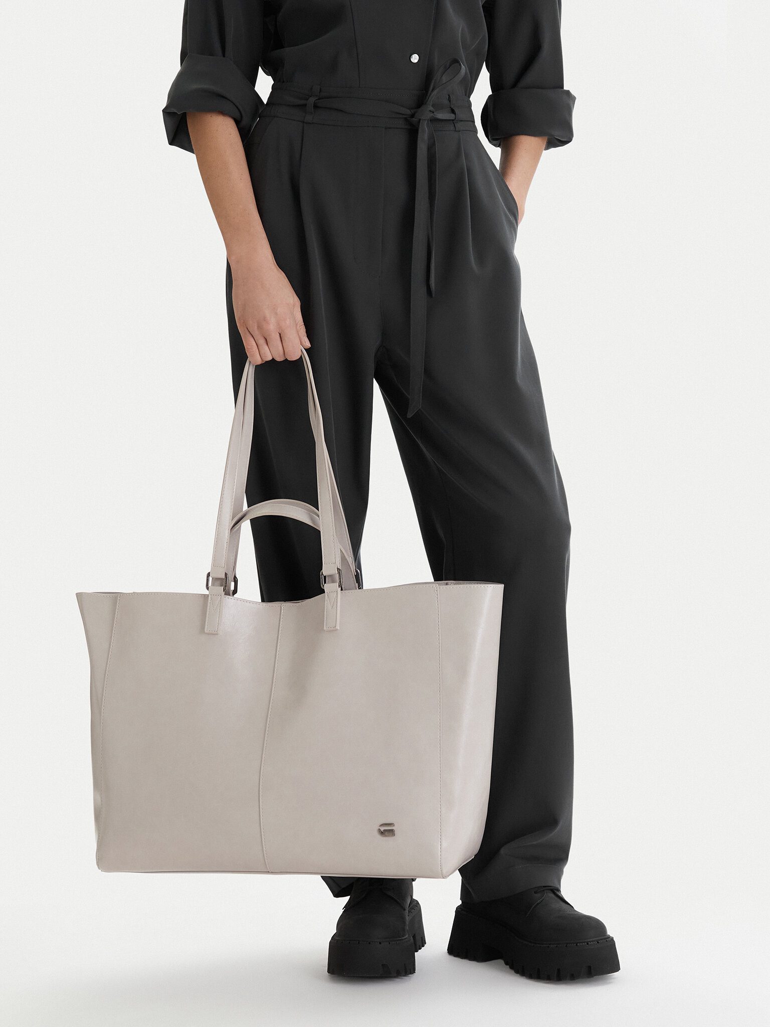G-STAR Handtasche G Star Raw Damenhandtasche Grau G-STAR RAW-EO-LDA8455 Hellgrau