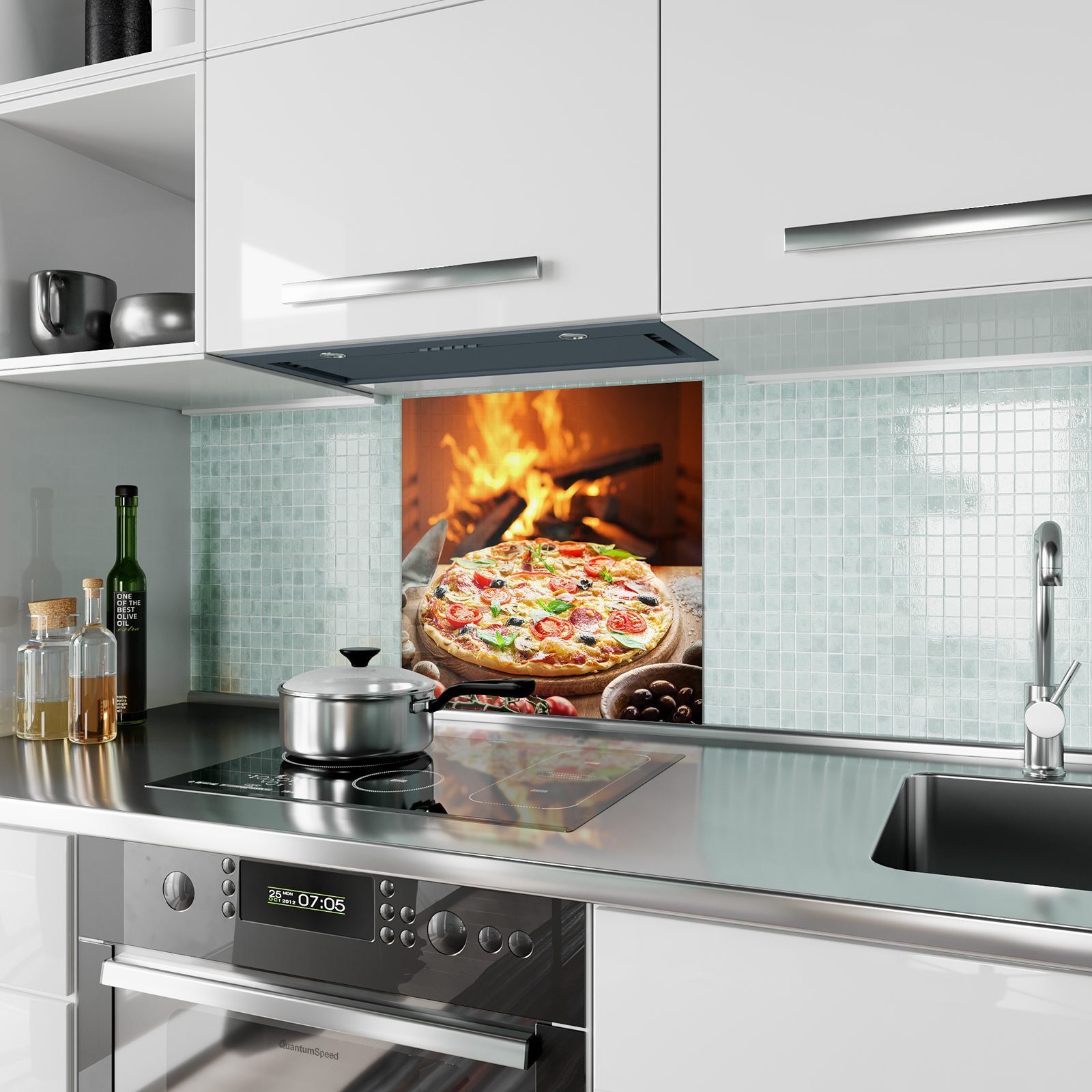Primedeco Küchenrückwand Küchenrückwand Spritzschutz Holzofen Motiv dem aus Glas mit Pizza