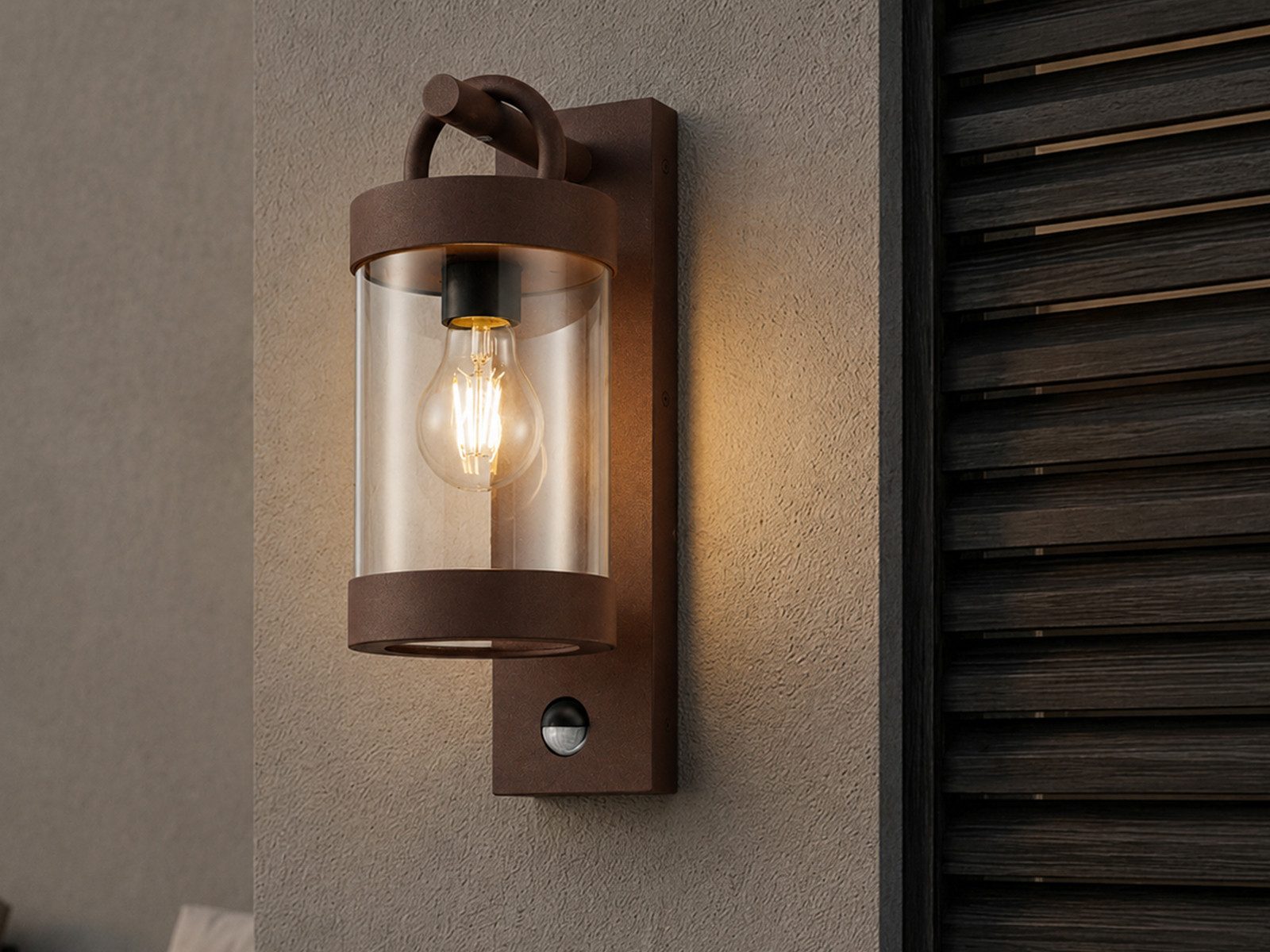 TRIO Leuchten LED Außen-Wandleuchte mit Bewegungsmelder, Höhe 33cm, Bewegungssensor, LED wechselbar, Warmweiß, Landhaus-Stil Wand Außenleuchte, Fassadenbeleuchtung inkl. E27 LED