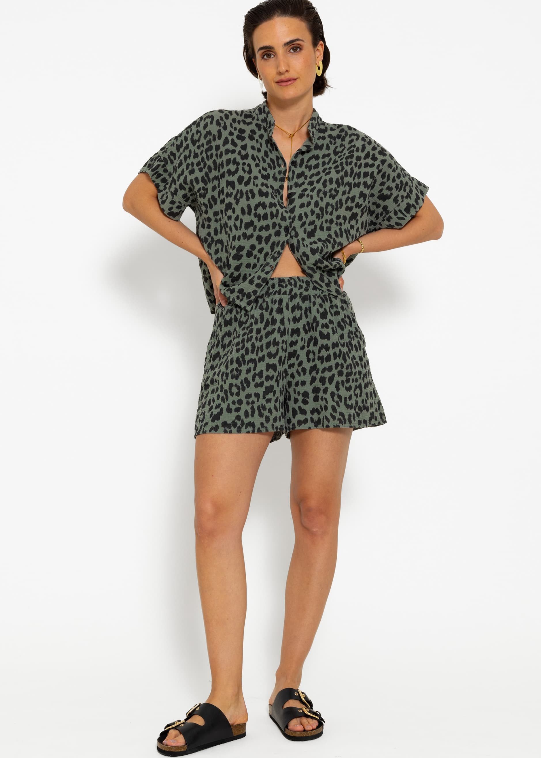 SASSYCLASSY Shorts Lockere Musselin Shorts mit günstig online kaufen