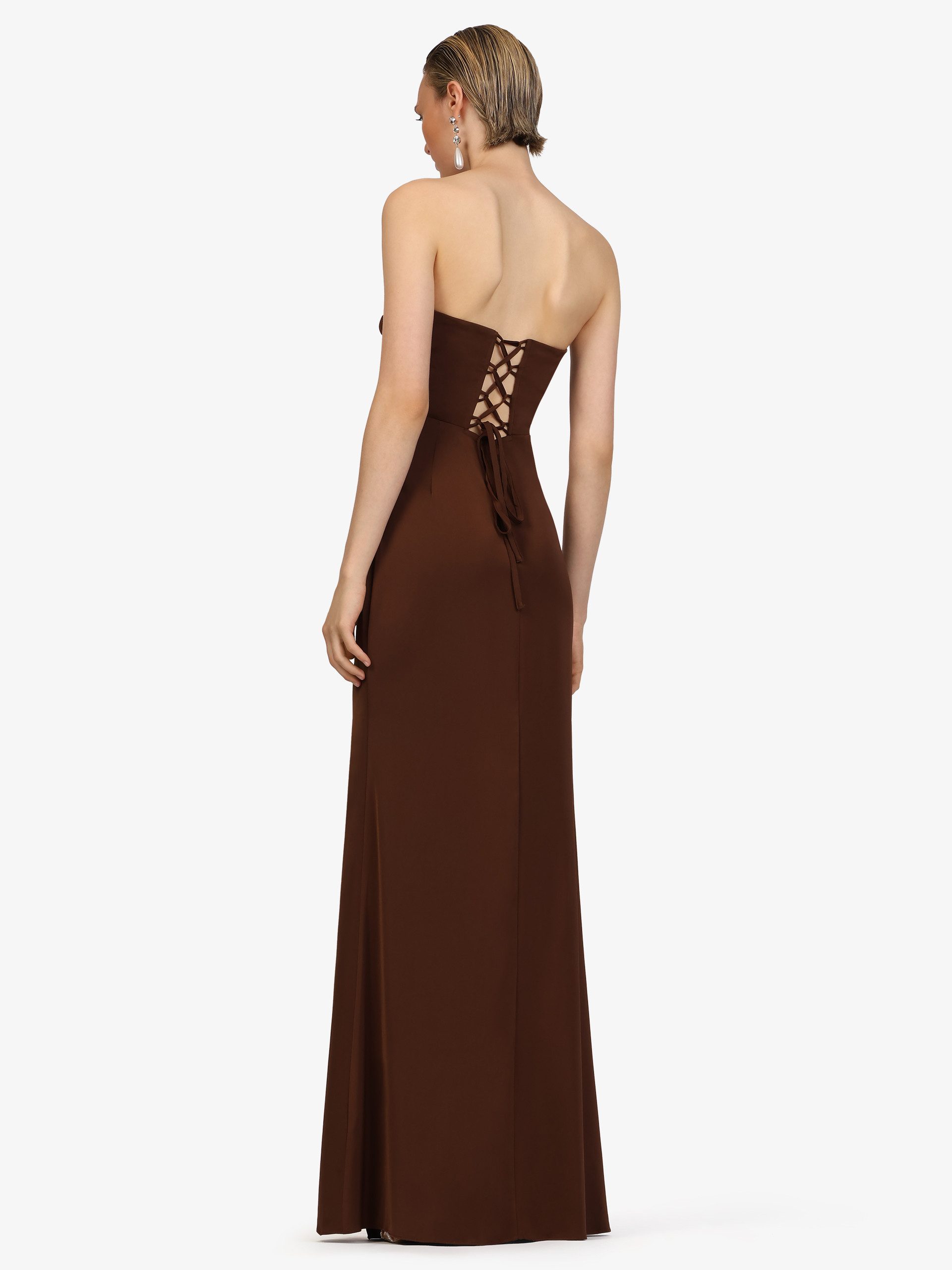 Kraimod Abendkleid mit Schnürrücken und Schlitz