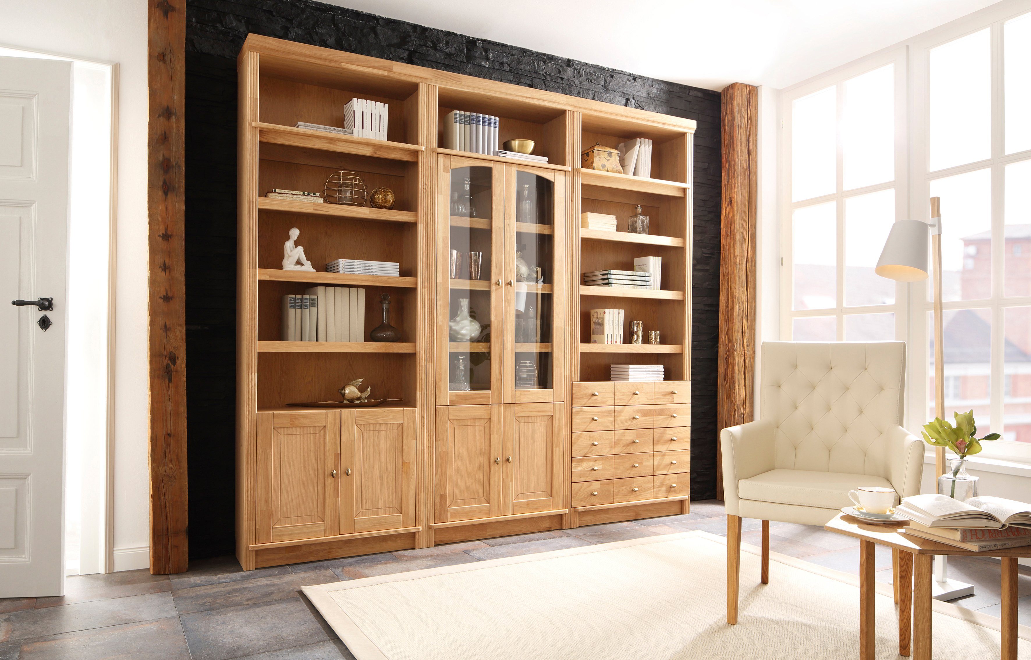 OTTO home Bücherregal Soeren Eiche Regal mit 5 breiten Schubkästen in geteilter Optik, T/H: 80/29/220 cm, Eiche teilmassiv, FSC®, elegante Metallgriffe