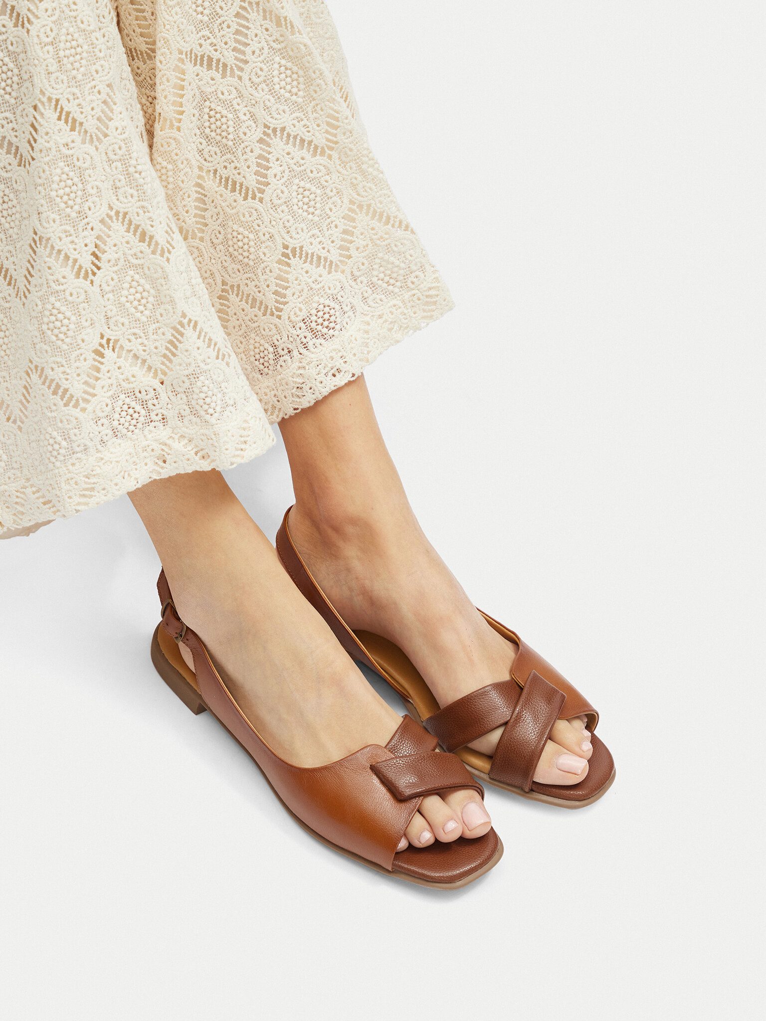 LASOCKI Lasocki Damen Sandals Braun WI23-FLOWER-03 Sandale