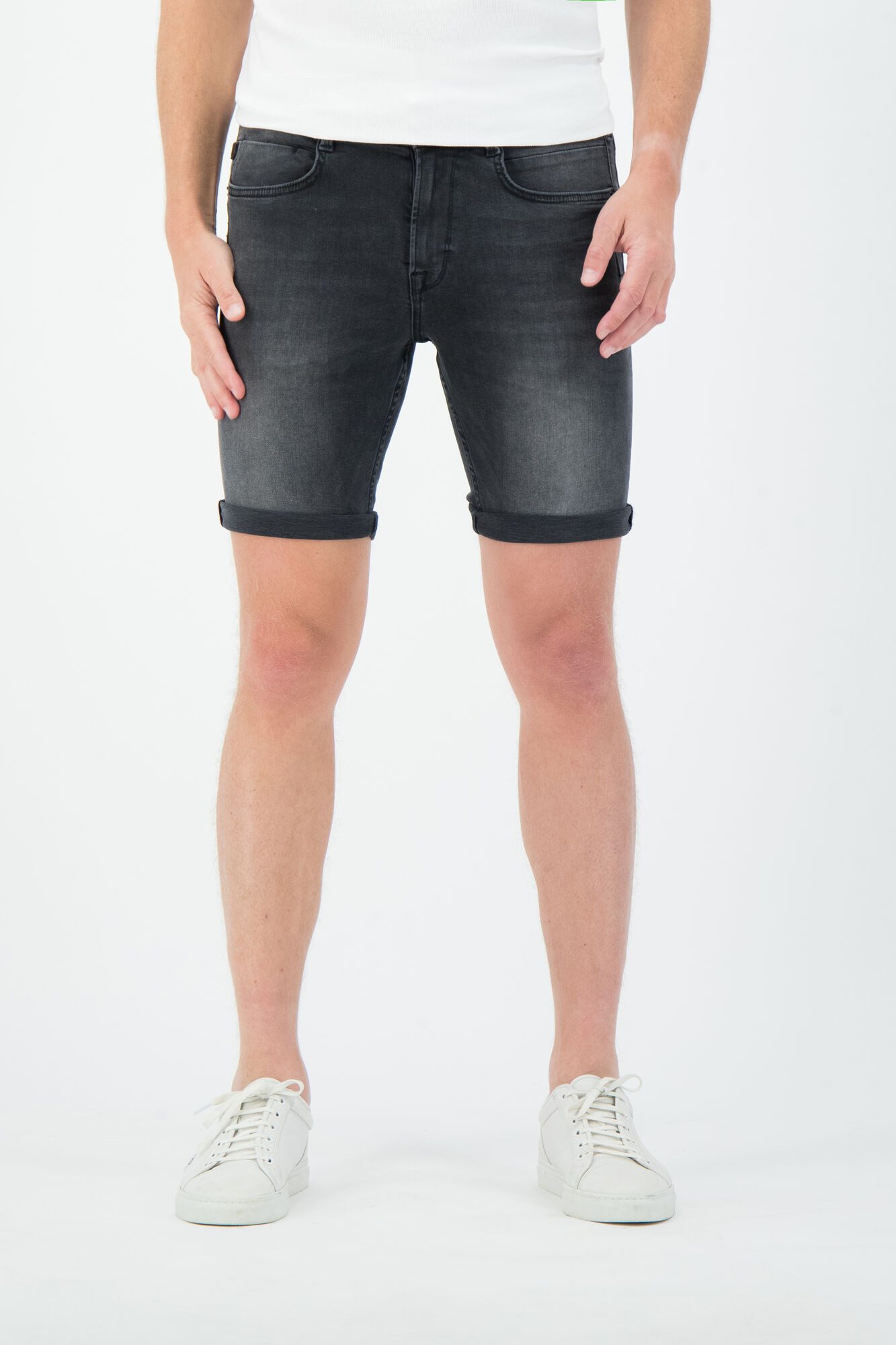 GARCIA JEANS 5-Pocket-Jeans GARCIA ROCKO SHORT black dark used 695.6080 - Ultra Denim