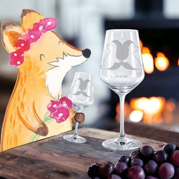 Mr. & Mrs. Panda Rotweinglas Igel händchenhaltend - Transparent - Geschenk, Hand in Hand, Hochwert, Premium Glas, Luxuriöse Gravur