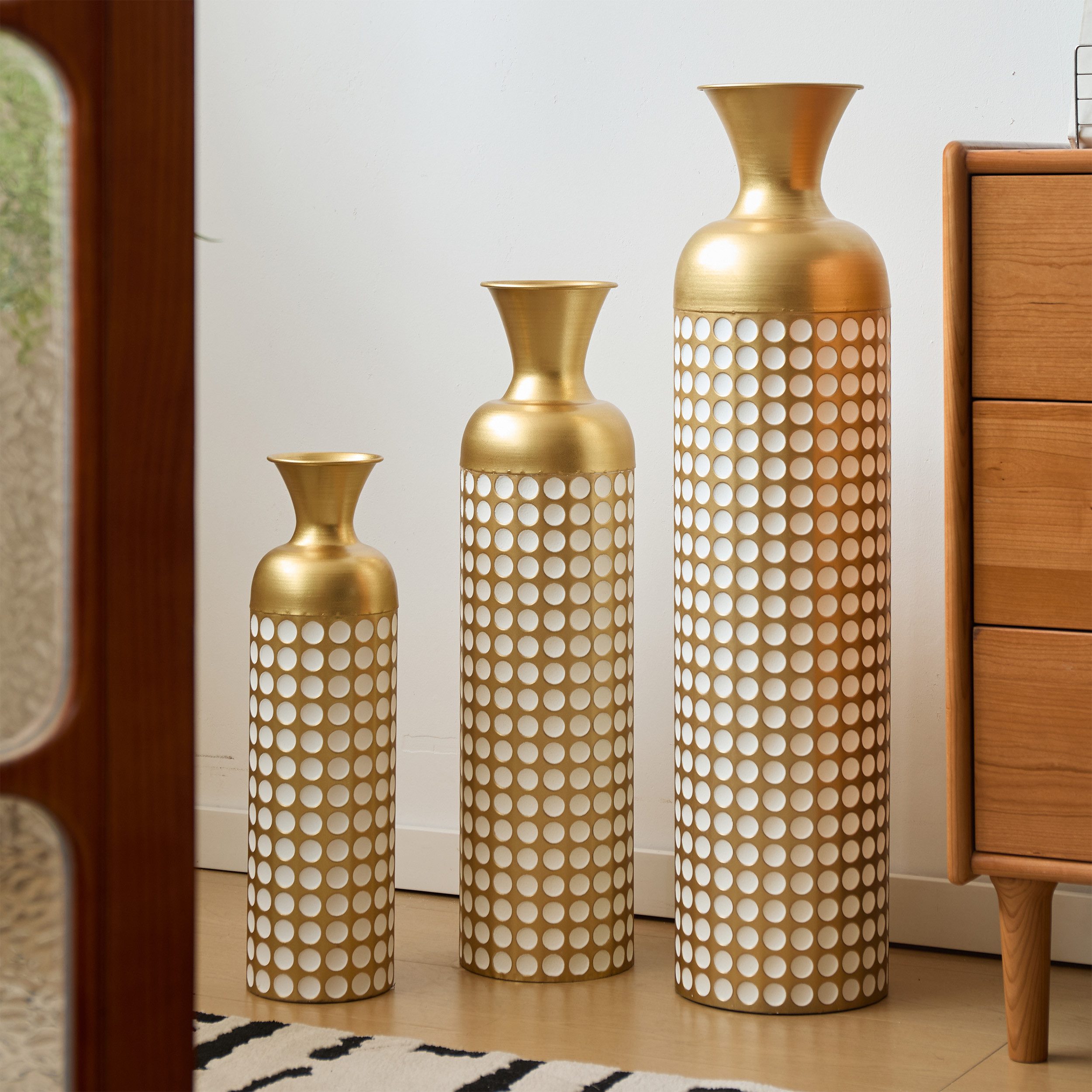 KLAM HOME Bodenvase Große Bodenvase 3er Set aus Metall, (50/65/83 cm), Mid-Century Modern (Dekovase Boden bis zur Decke reichende Vase, hohe dekorative Vase), Vintage Deko, Dekorative Vase für Wohnzimmer, Flur und Schlafzimmer