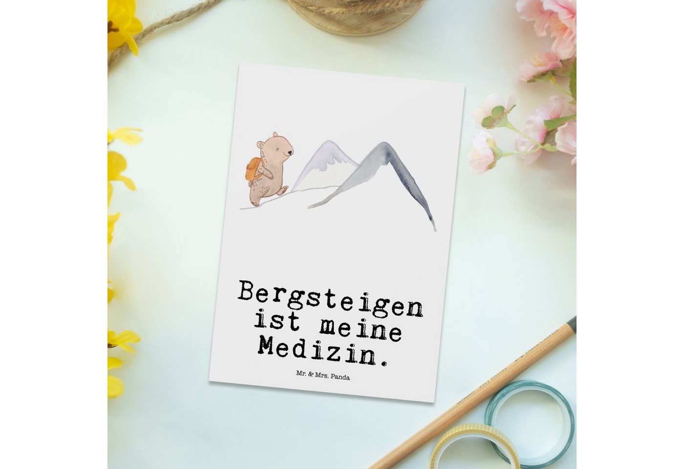 Thumbnail - Mr. & Mrs. Panda Postkarte Bär Bergsteigen - Weiß - Geschenk, Sportart, Alpinismus, Trekking, Ei, Glücksmomente teilen