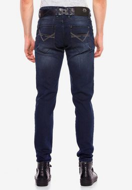 Cipo & Baxx Slim-fit-Jeans im Slim-Fit Schnitt
