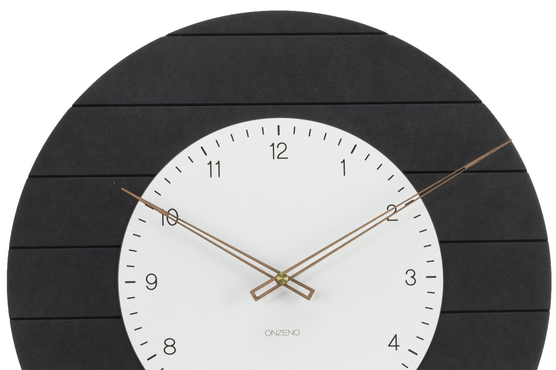 ONZENO Wanduhr THE PANDA. 50x50x1.1 cm (handgefertigte Design-Uhr)