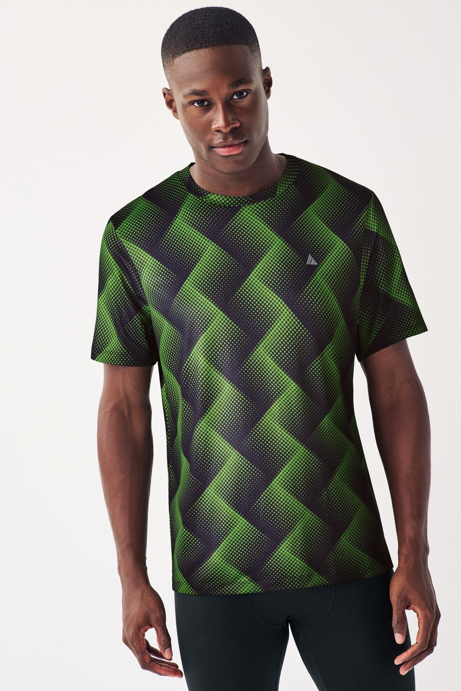 Next Trainingsshirt Sportshirt mit Aufdruck Black/Green (1-tlg)