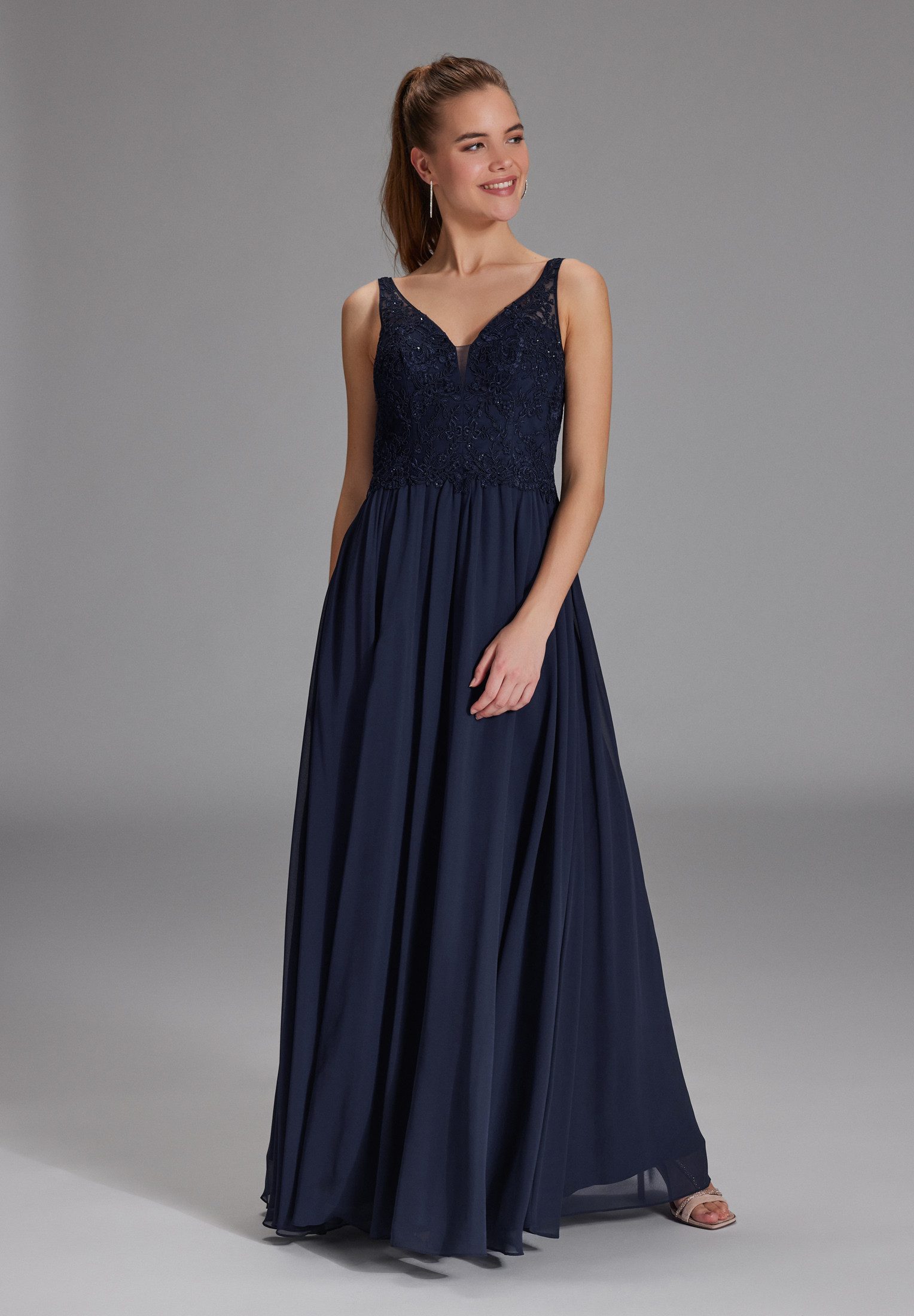 Hey Kyla Abendkleid - Chiffonkleid mit Spitzenstickerei Taillierter Schnitt günstig online kaufen