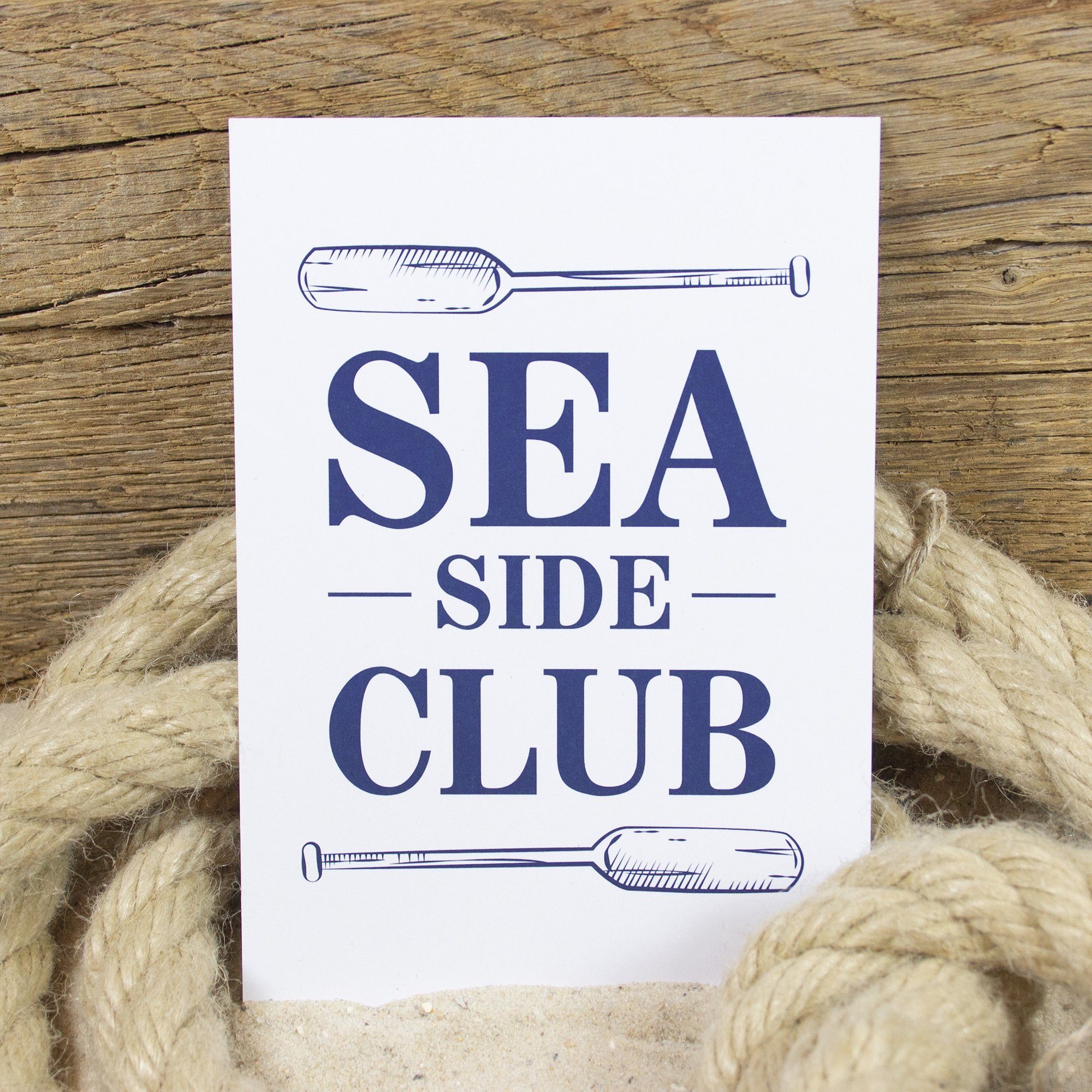 Bow & Hummingbird Postkarte Postkarte Sea Side Club, 100 % Recyclingpapier