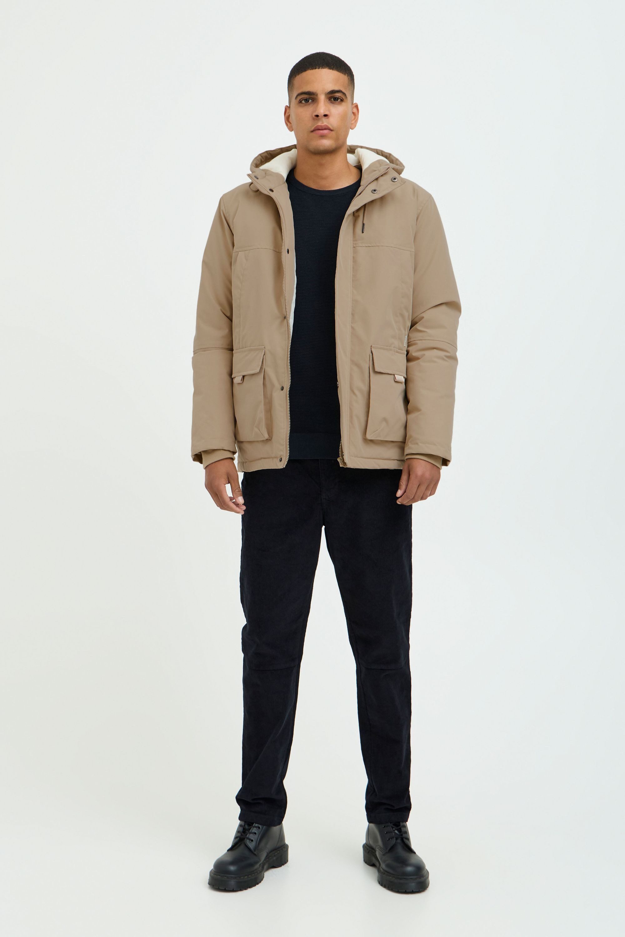 Blend Winterjacke BHOuterwear (1-St) Wärmende Winterjacke mit Taschen