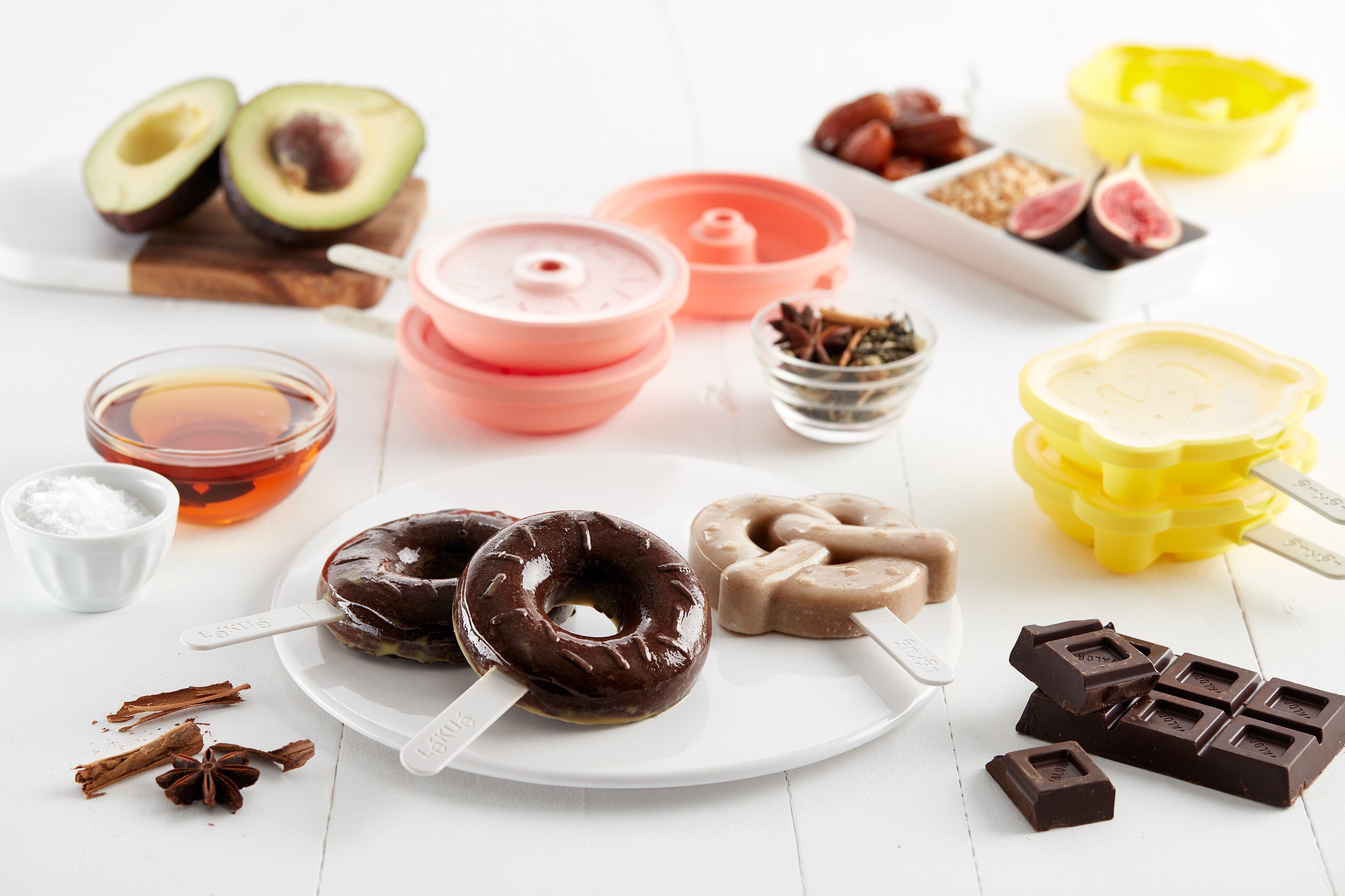 Antihaft-Eigenschaften Eisform Donut, LEKUE Brezel Eisform (4-tlg), &