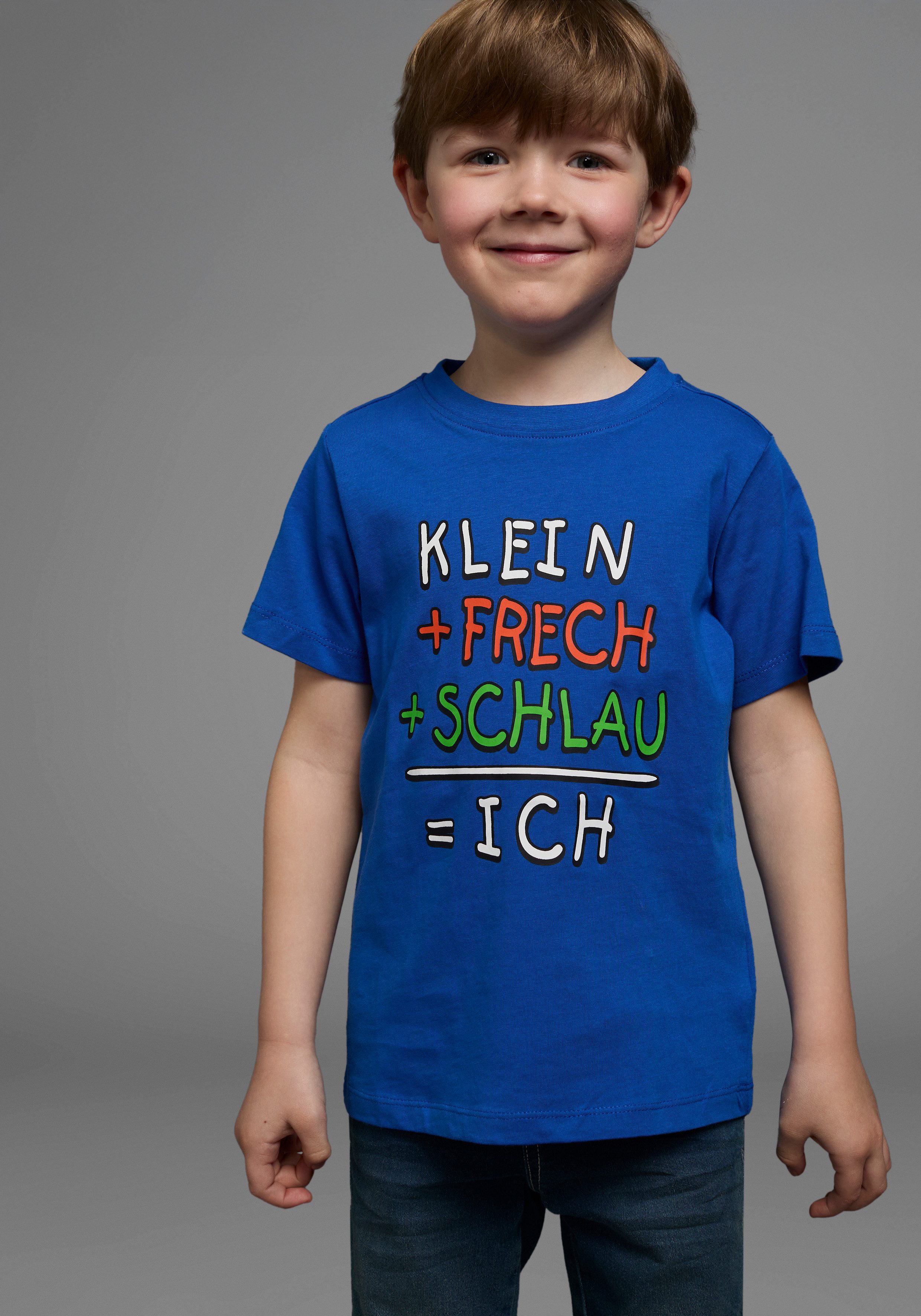 KIDSWORLD T-Shirt Mit Spruch: KLEIN+FRECH+SCHLAU... Kurzarm, Basic-Passform, bedruckt, Rundhalsausschnitt