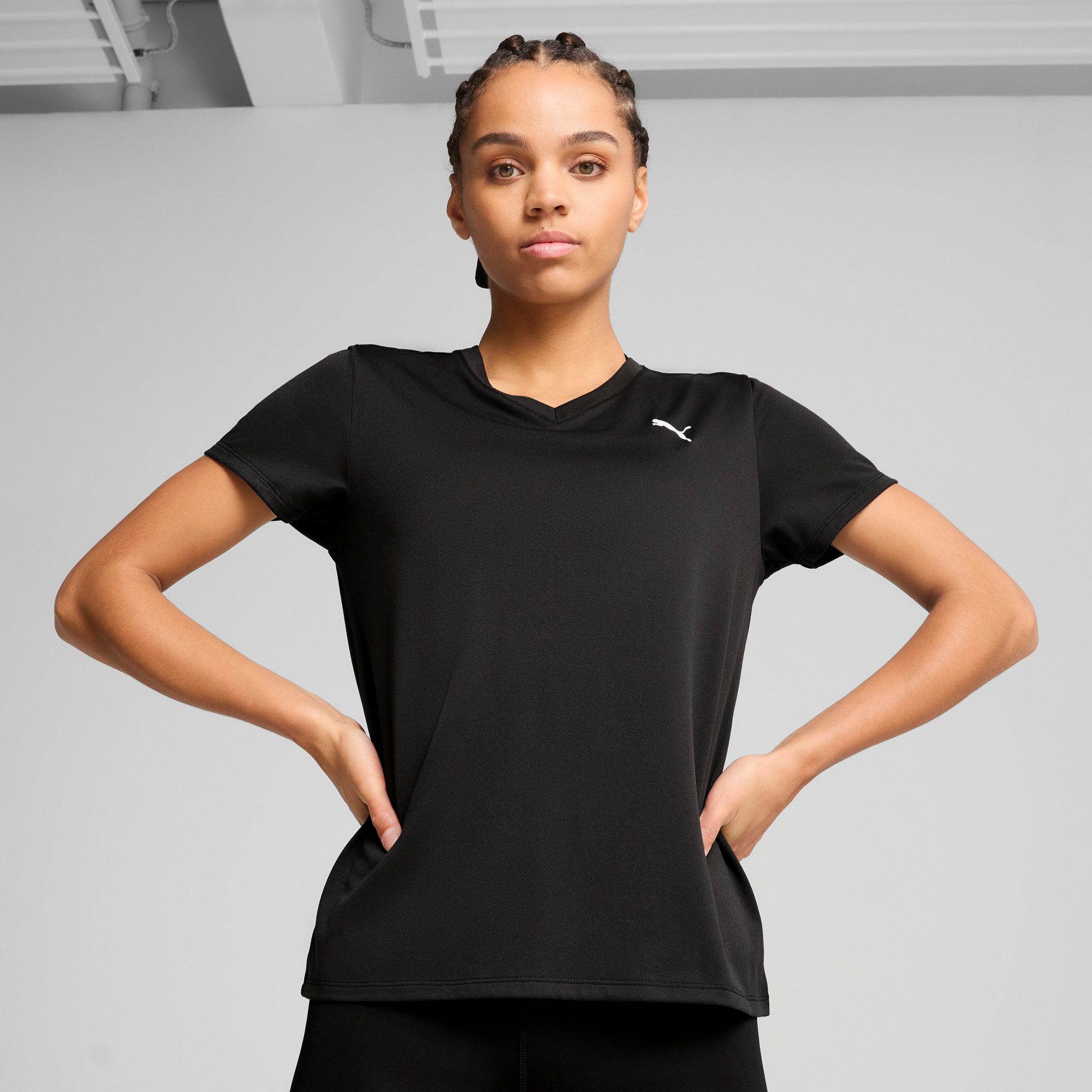 PUMA Trainingsshirt W TAD ESSENTIAL VNECK TEE günstig online kaufen