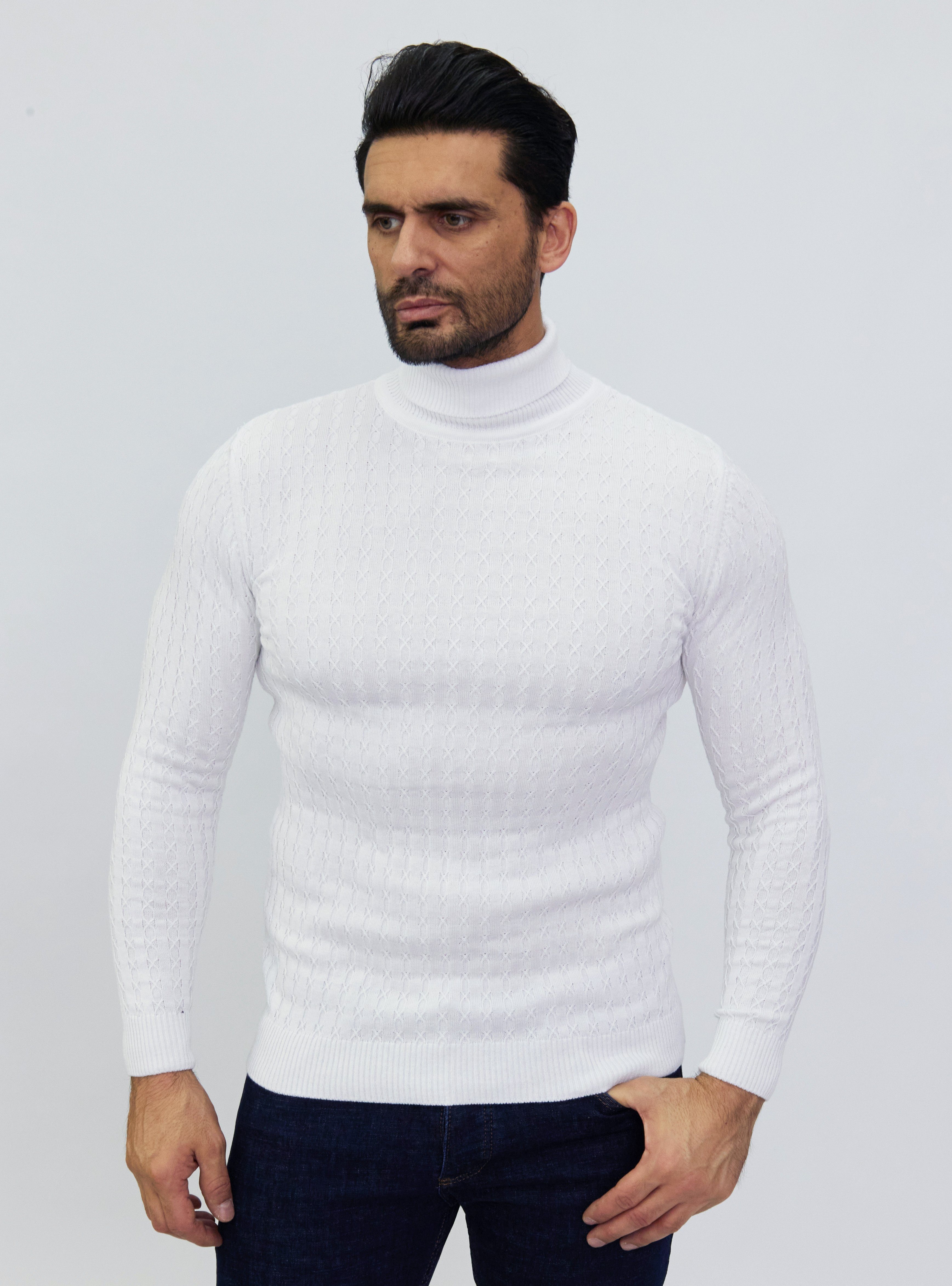 Klassischer Zopfstrickpullover mit Polokragen main image 0
