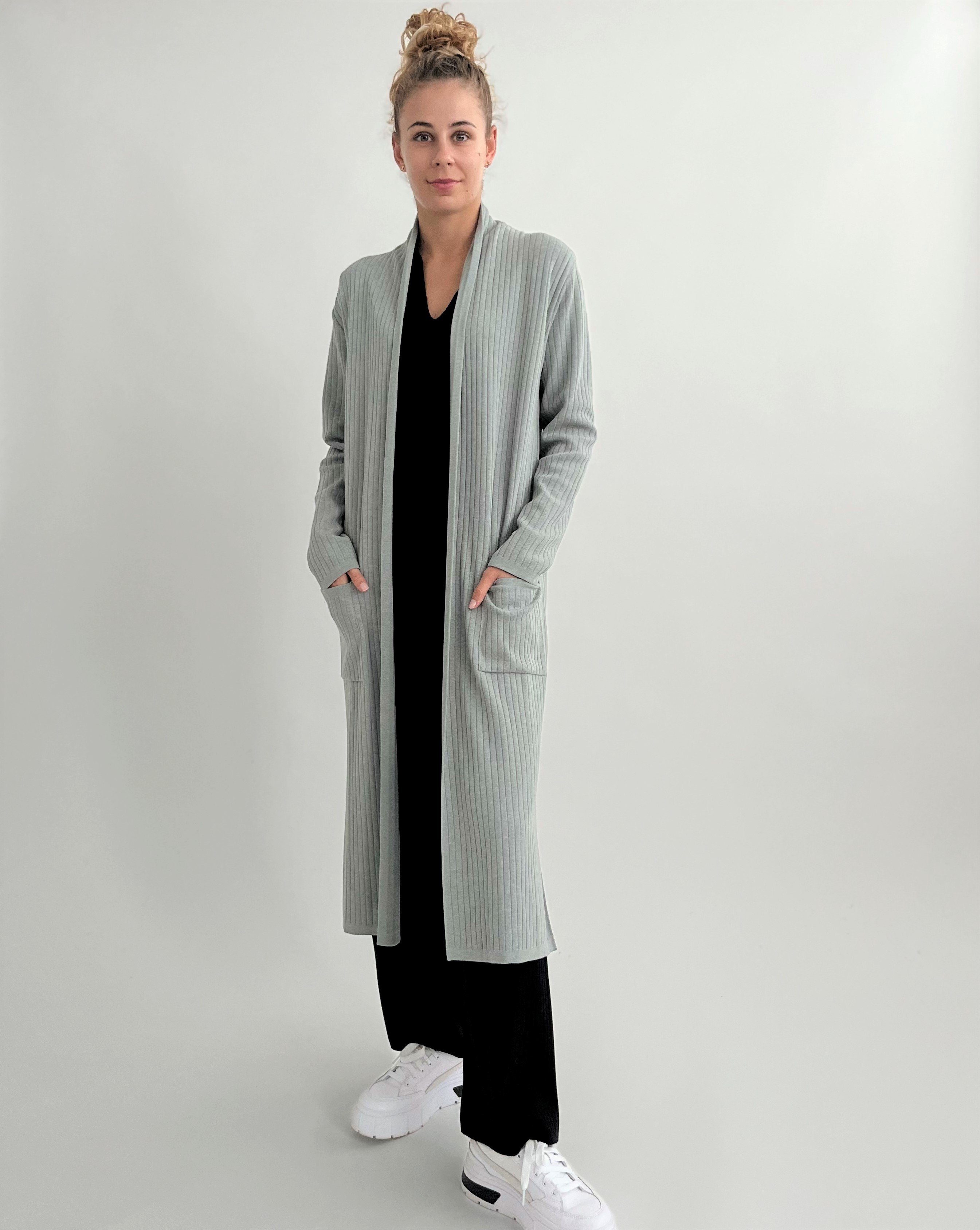 silber lange Longcoat Elasthan Rippstrick Zuckerwatte oder mit Viskose in Strickjacke Strickmantel