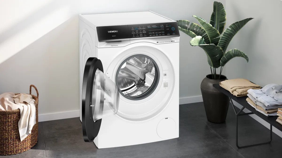 SIEMENS Waschtrockner iQ700 WN54C2A40, 10,5 kg, 6 kg, 1400 U/min, i-Dos & smartFinish für Bügel-Erleichterung