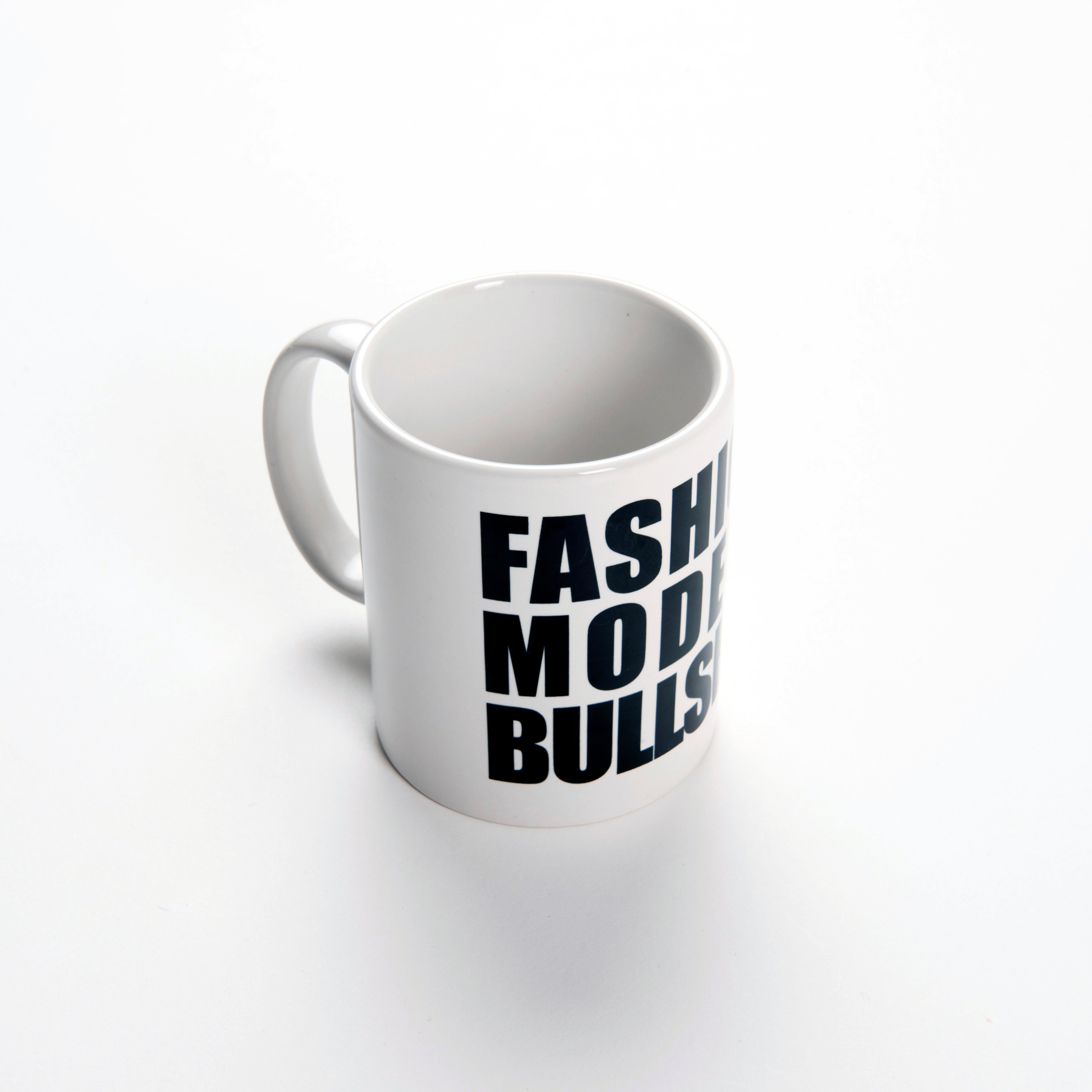 Models schwarzer Schrift Fashion Tasse weiß Chiccheria Bullshit, mit Brand