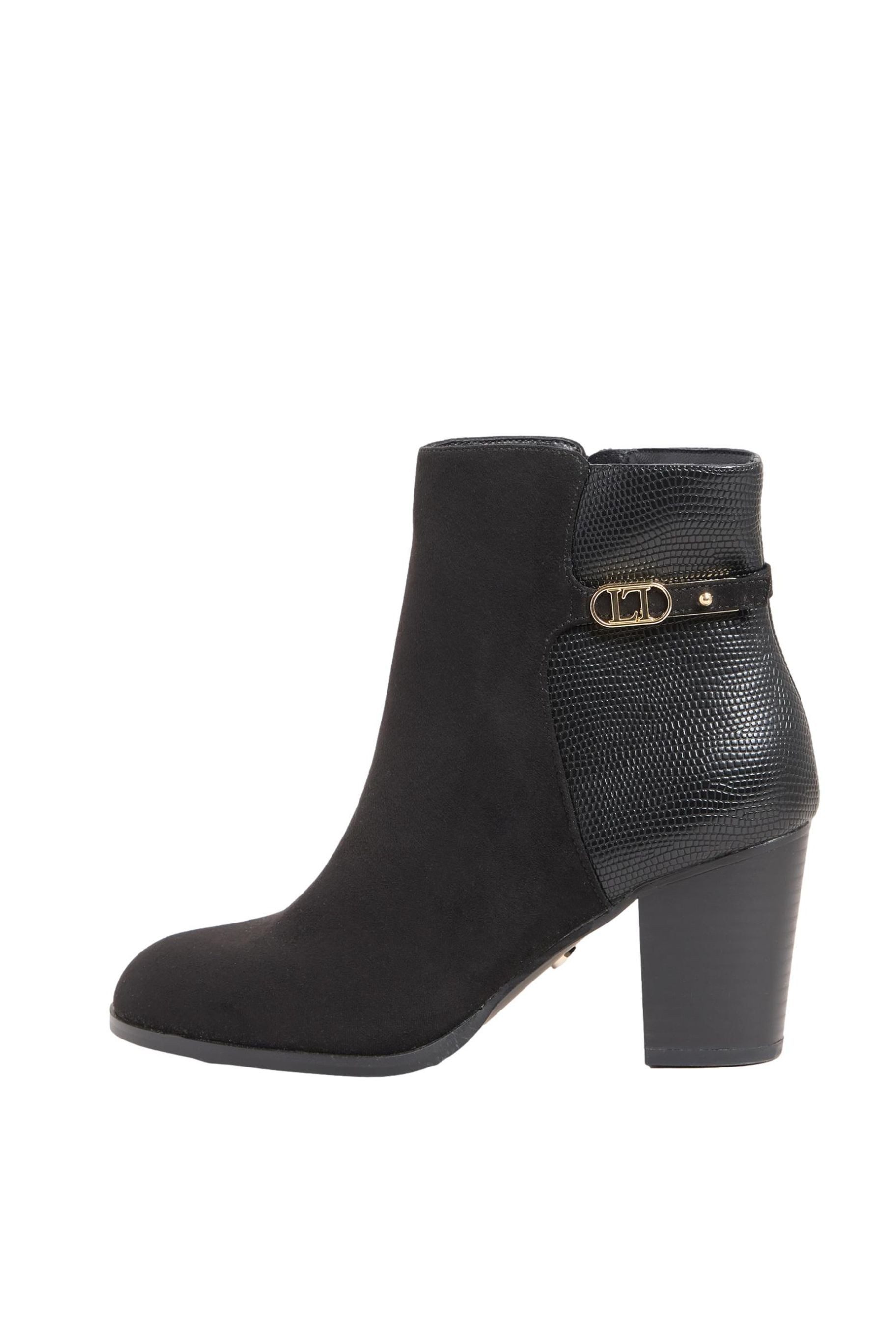 LIPSY Lipsy Stiefeletten mit mittelhohem Absatz, weit Stiefel (1-tlg)
