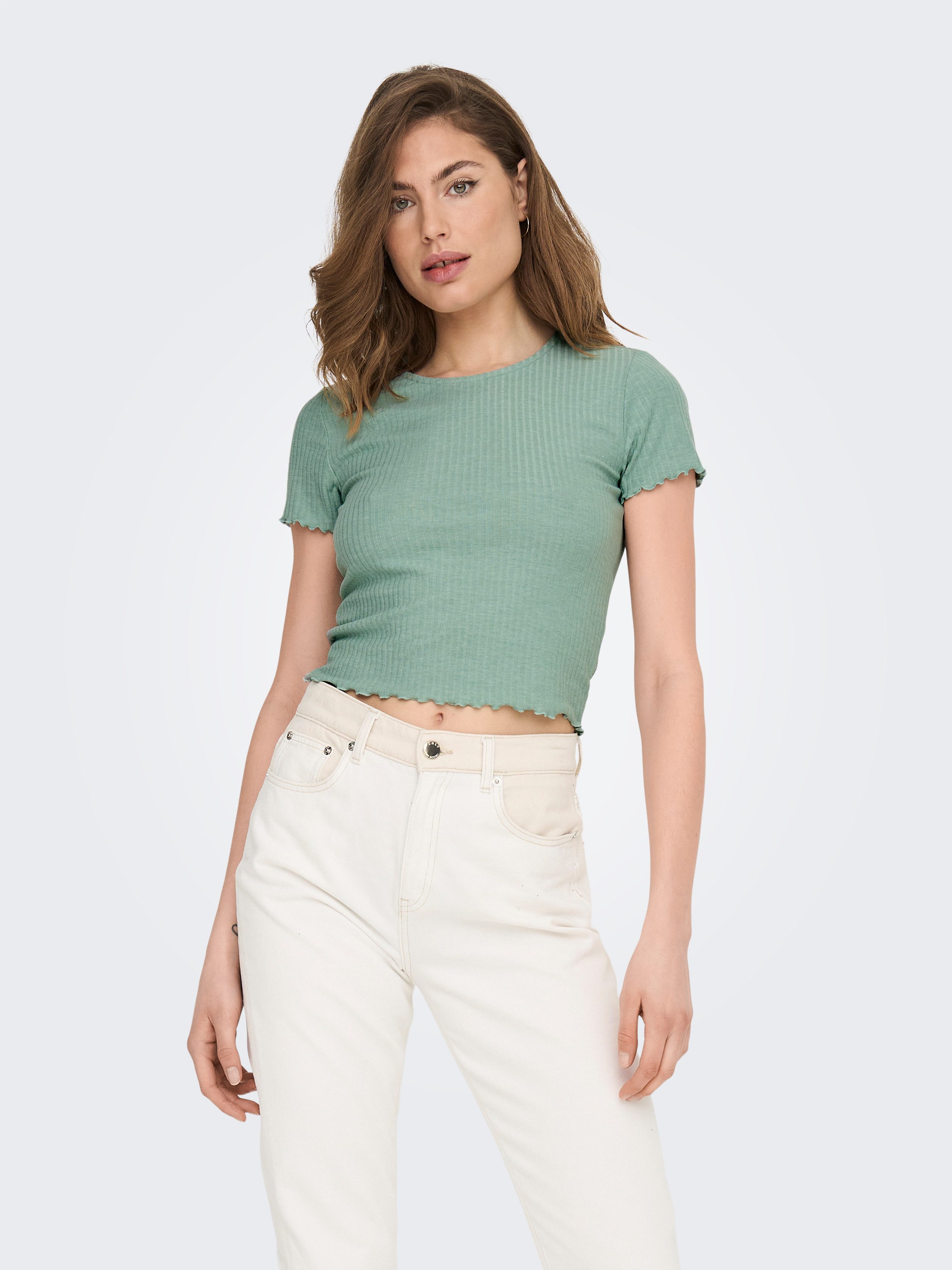 ONLY Rundhalsshirt ONLEMMA S/S SHORT TOP NOOS JRS Rundhals, modisch, regular fit, gewellter Abschluss, unifarben