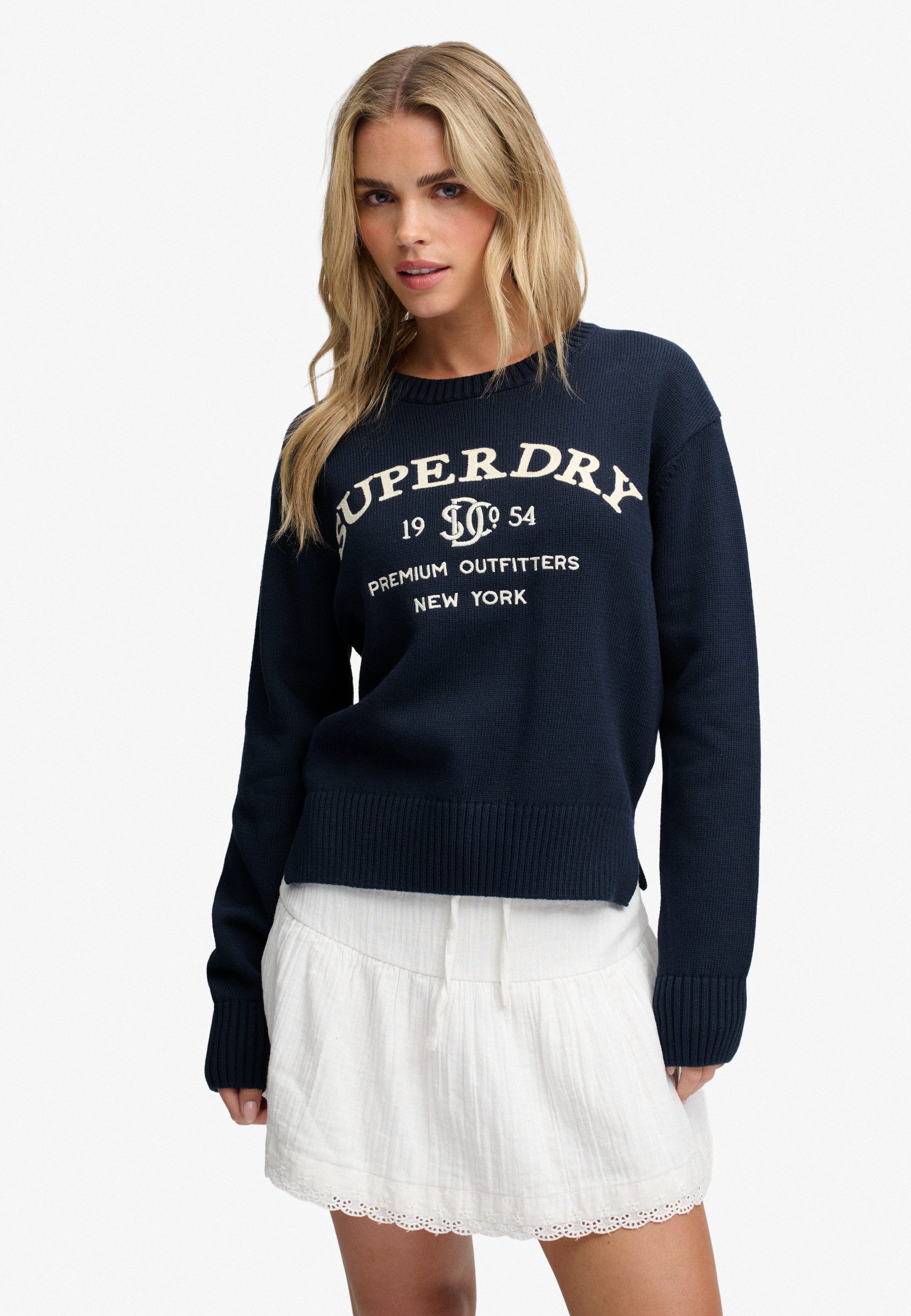 Superdry Strickpullover HERITAGE GRAPHIC JUMPER Baumwolle, mit hochwertiger Stickerei