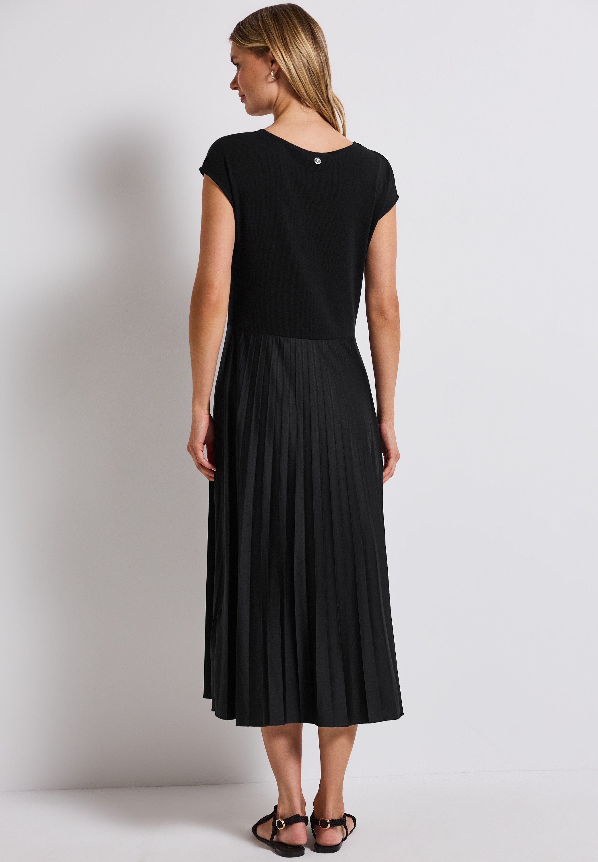 STREET ONE Midikleid mit Plissée-Rock günstig online kaufen