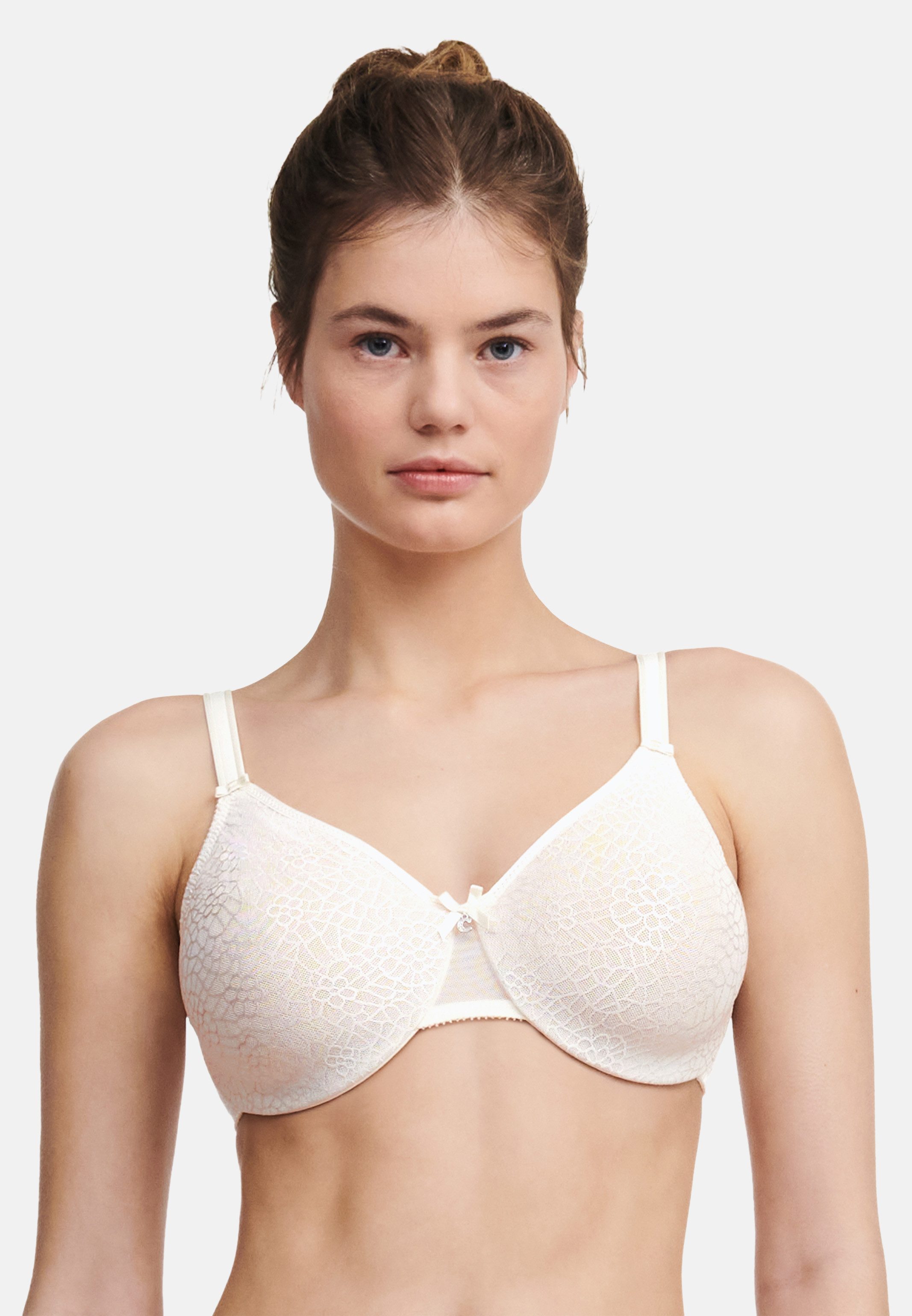Chantelle Minimizer-BH Magnifique (1-tlg) Minimizer-BH - Bügel BH mit gemoldeten Cups, Elegantes Jaquard-Gewebe