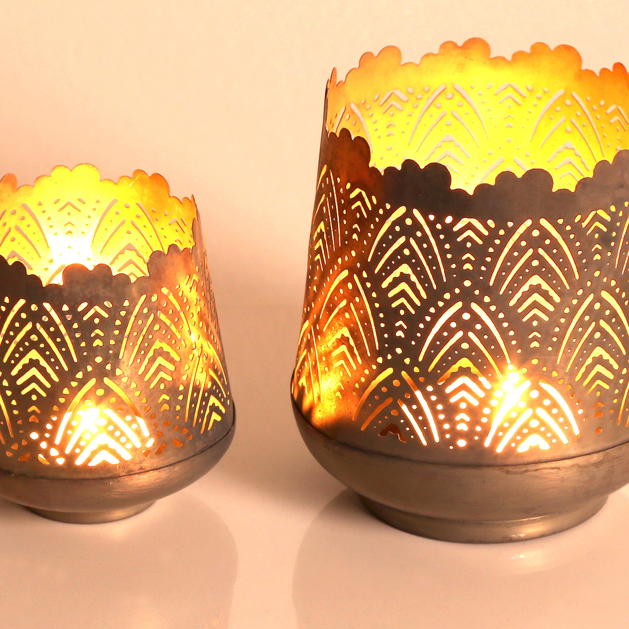 Casa Moro Windlicht Teelichthalter Ostern Deko 2er Set Alt-Silber Kerzenleuchter rustikal (einzigartige Wohn Deko Skandi Stil), Muttertag Dekoration Geschenk-Idee Windlichter Set