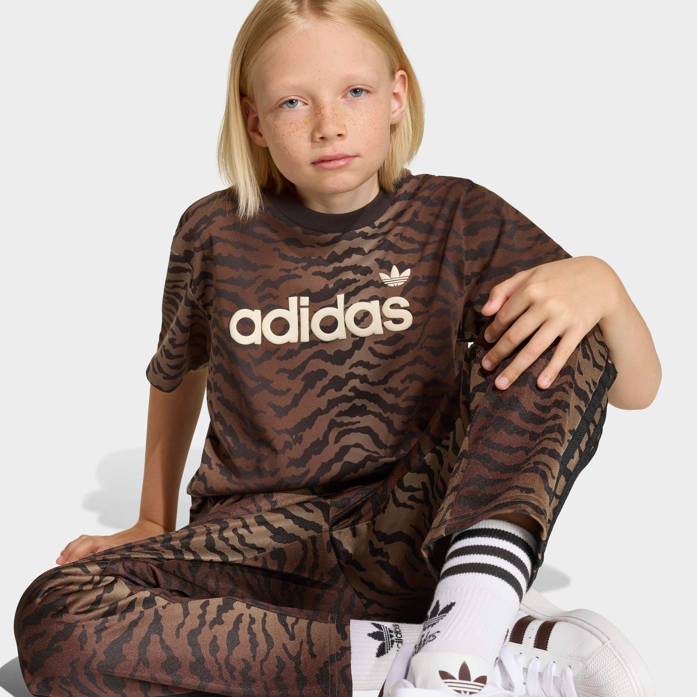 adidas Originals T-Shirt LOOSE AOP