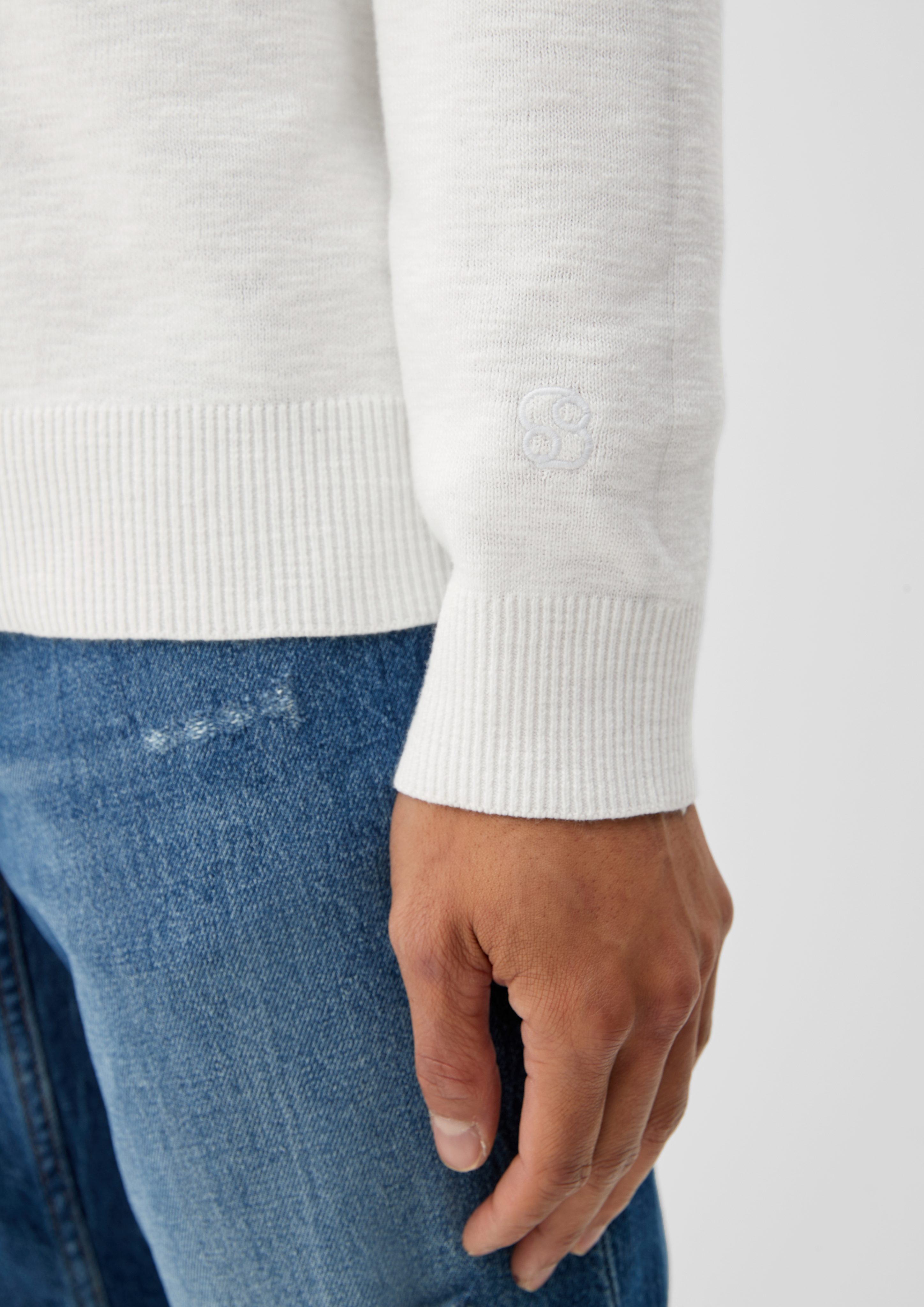 s.Oliver Strickpullover Pullover mit ecru Ripp-Details Logo