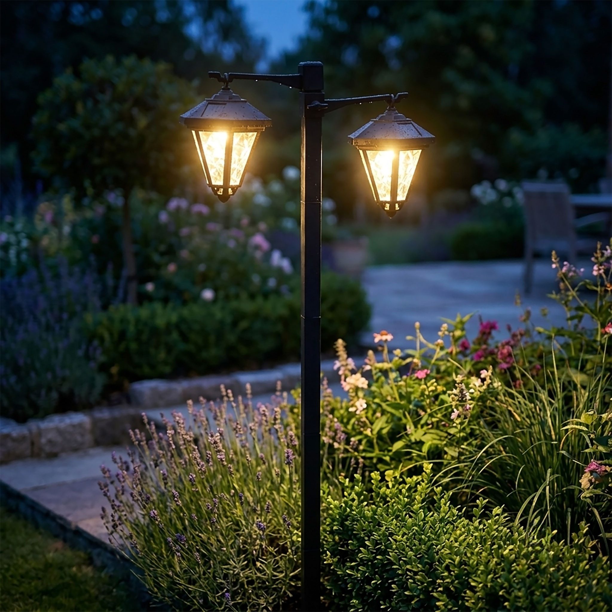 Spetebo LED Solarleuchte mit Dämmerungssensor und 2 höhenverstellbaren LED Leuchten, Höhenverstellbar, LED fest integriert, warm weiß, Automatische Einschaltung bei Dämmerung