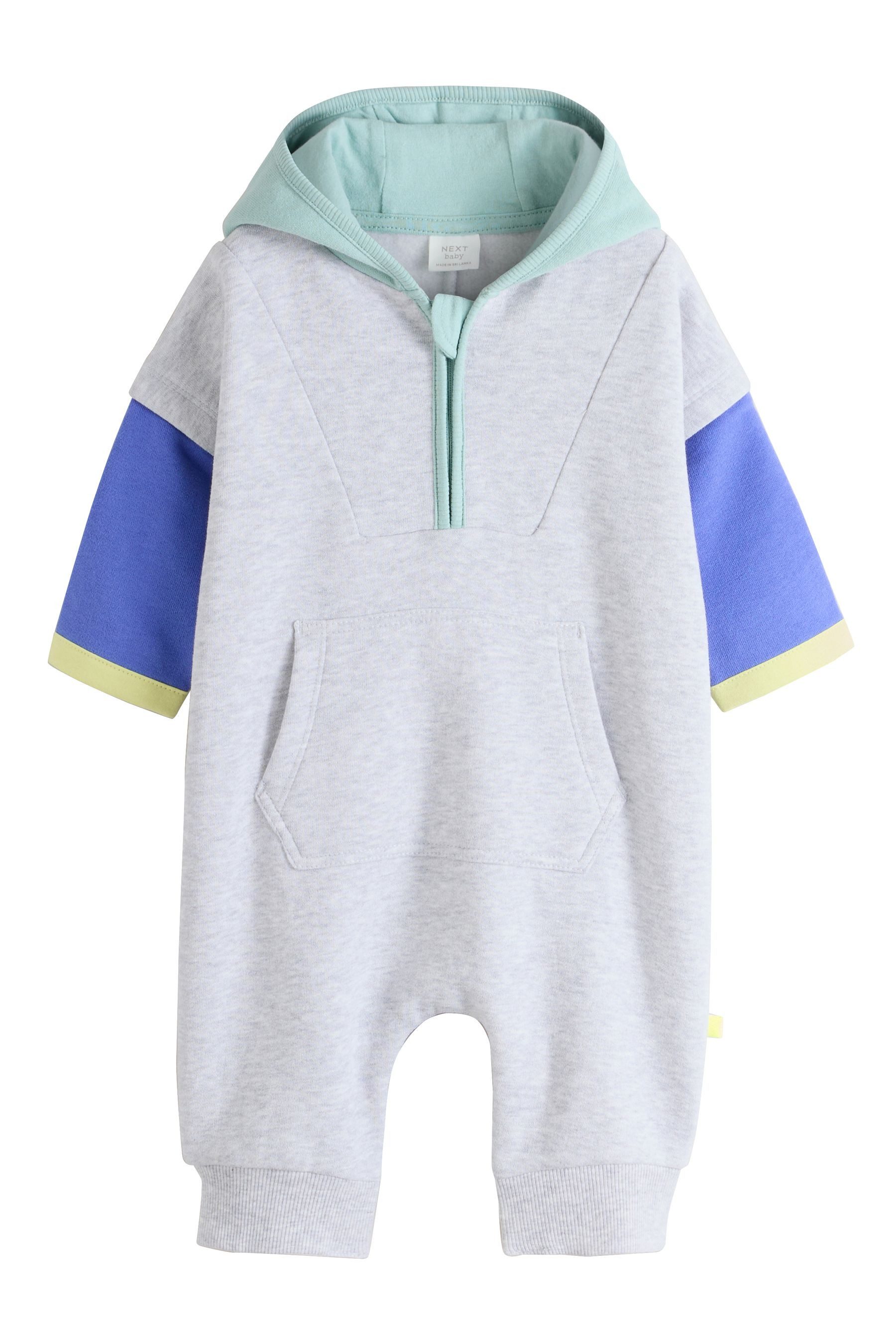Next Strampler Baby-Strampler mit Kapuze aus Sweatshirtmaterial (1-tlg)