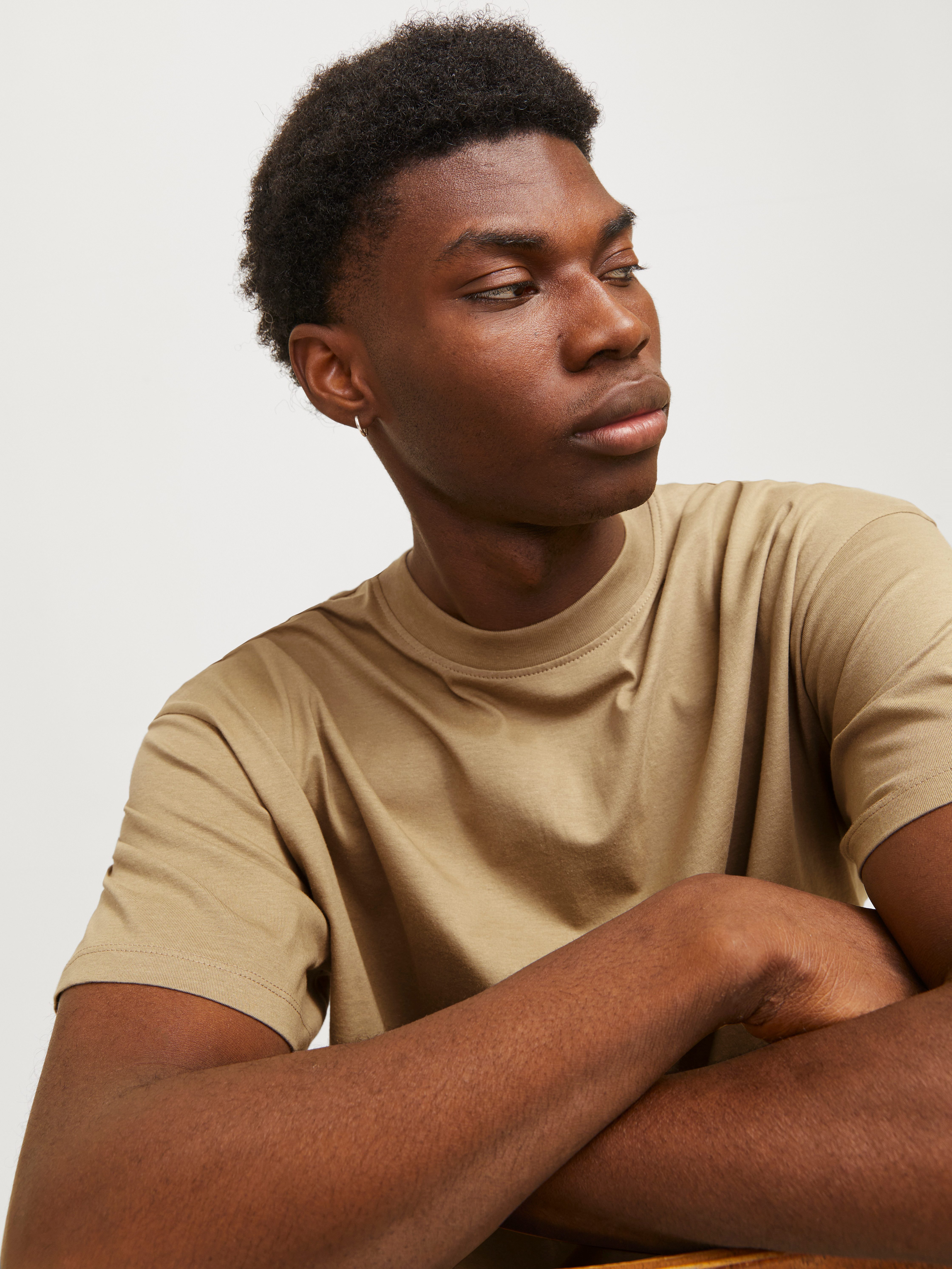 Jack & Jones Oversize-Shirt JJEBRADLEY Oversize T-Shirt mit klassischem Run günstig online kaufen