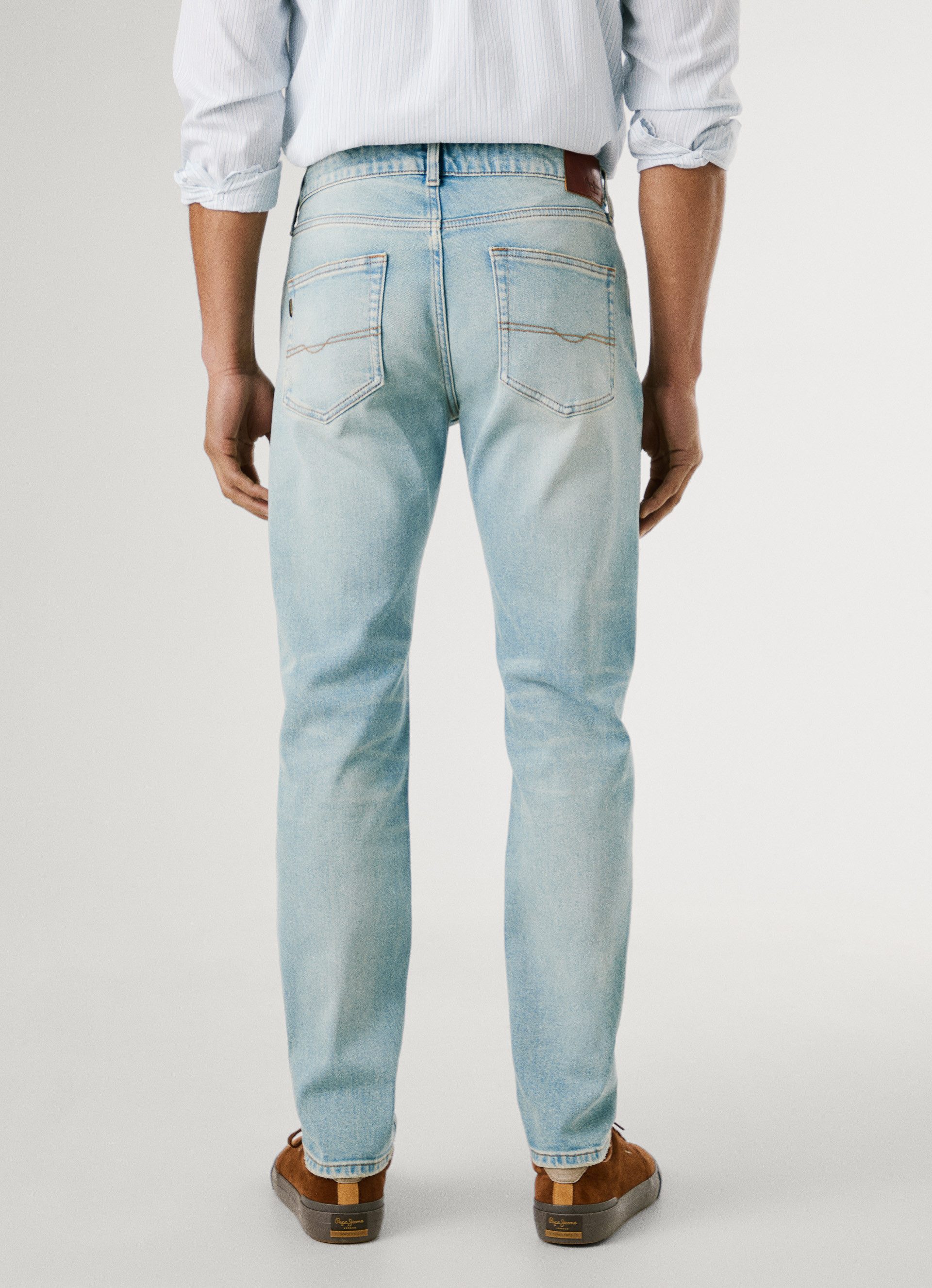 Pepe Jeans Tapered-fit-Jeans TAPERED JEANS STANLEY Ziernähte an den Gesäßta günstig online kaufen