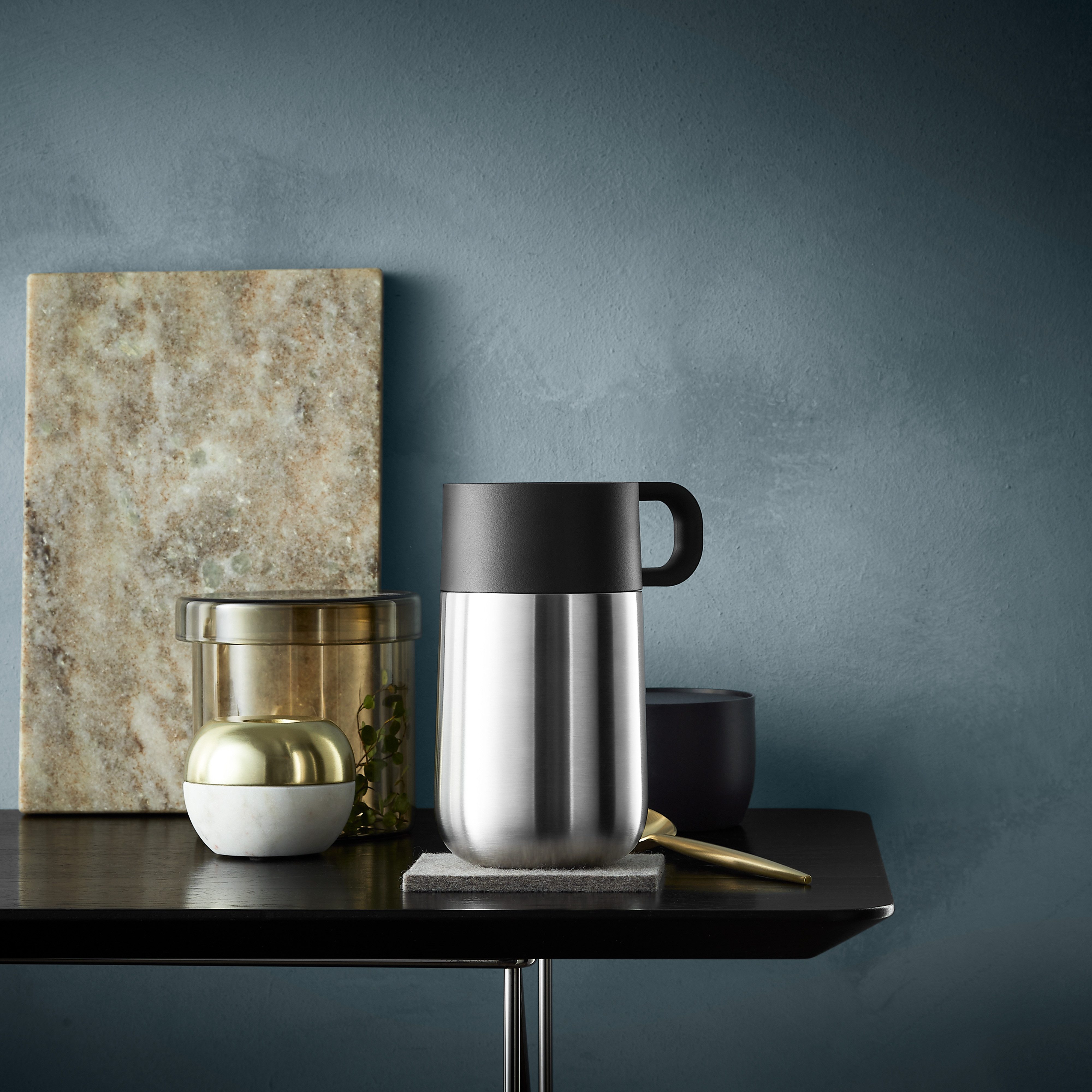 WMF Thermobecher Impulse Travel Mug, Cromargan® Edelstahl Rostfrei 18/10, Silikon, doppelwandiger Edelstahl, geringe Höhe, 360°-Trinköffnung