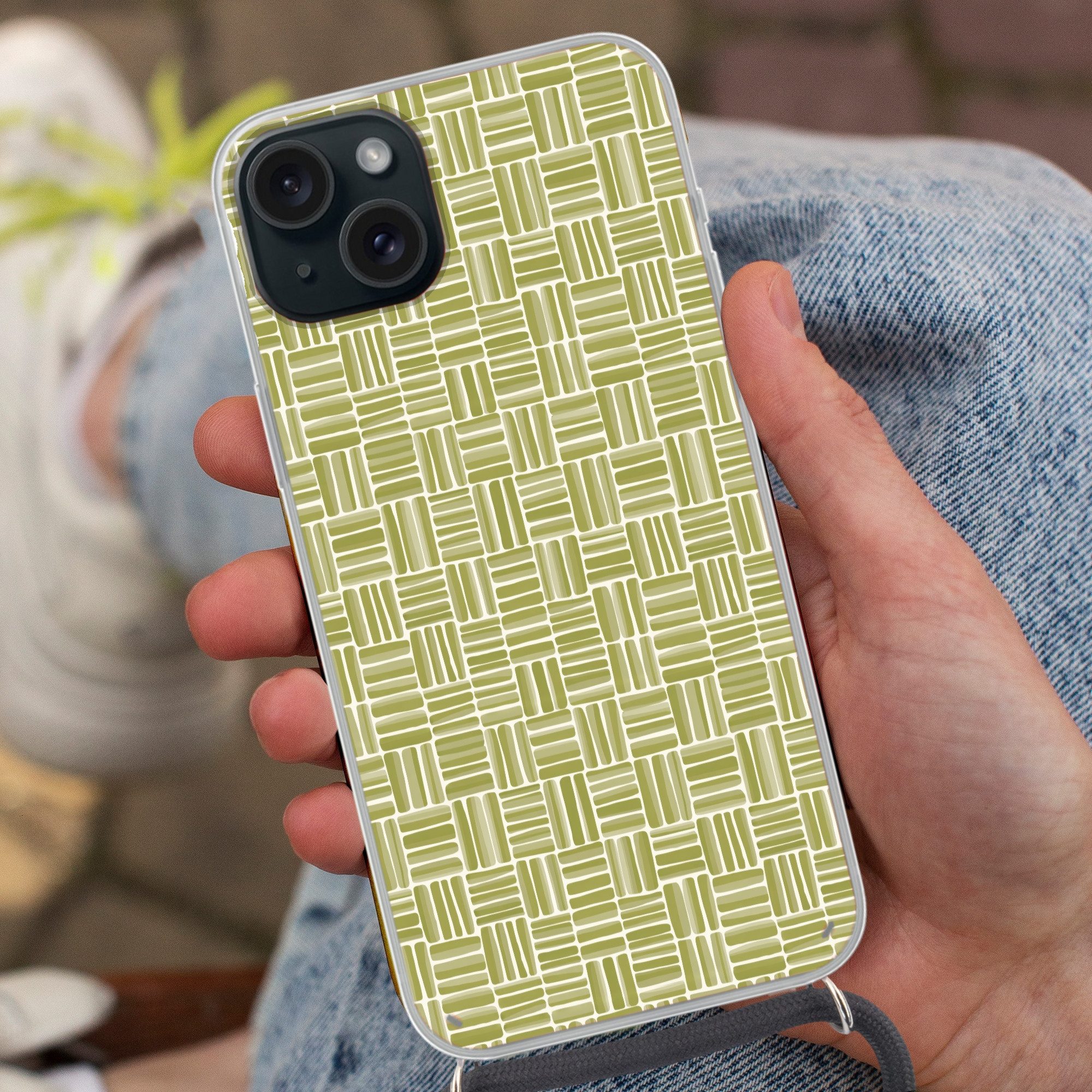 MuchoWow Handyhülle für Apple iPhone 15 Plus Zopf - Muster - Grün, Tragbare Handyhüllen mit Kette zum umhängen, Handykette Handyband