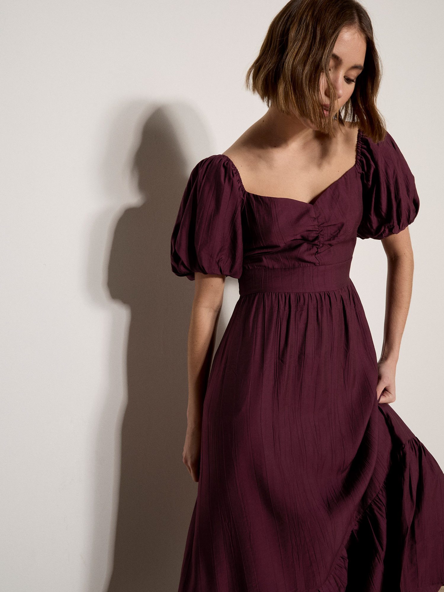 Apricot Maxikleid Smokkleid in langer Länge in Schimmeroptik