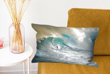 MuchoWow Dekokissen Surfer auf großen Wellen, Wohzimmer Dekoration, Zierkissen, Dekokissen mit Füllung, Schlafzimmer
