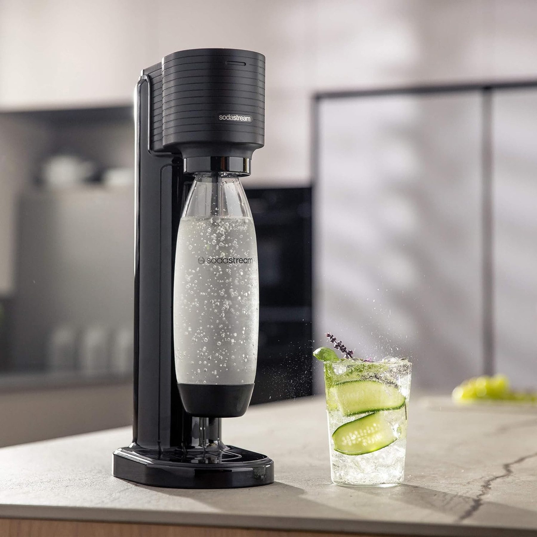 SodaStream Wassersprudler SODASTREAM Wassersprudler Gaia Titan